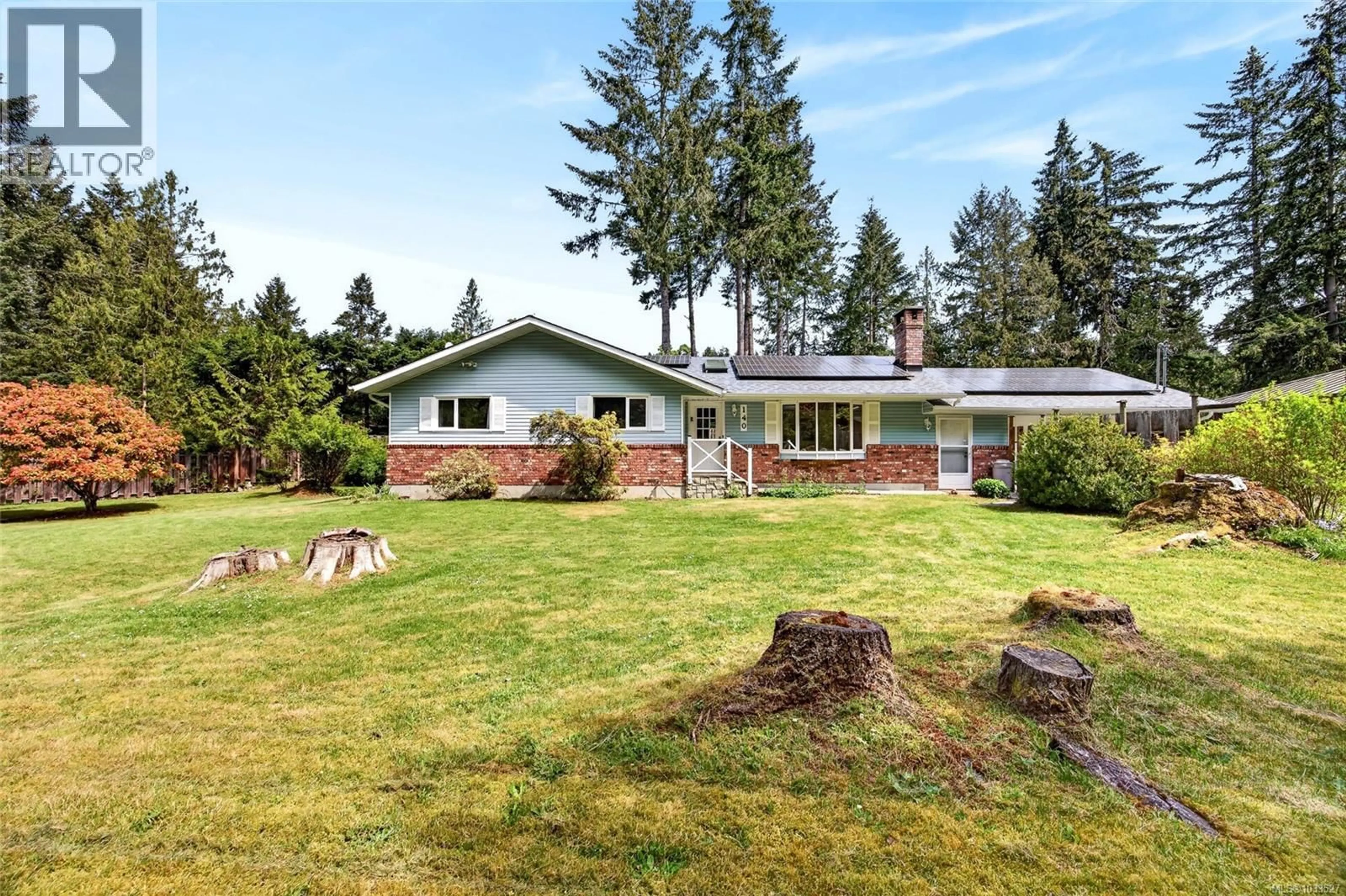 Home with vinyl exterior material, unknown for 140 QUARRY DRIVE, Salt Spring British Columbia V8K1J1