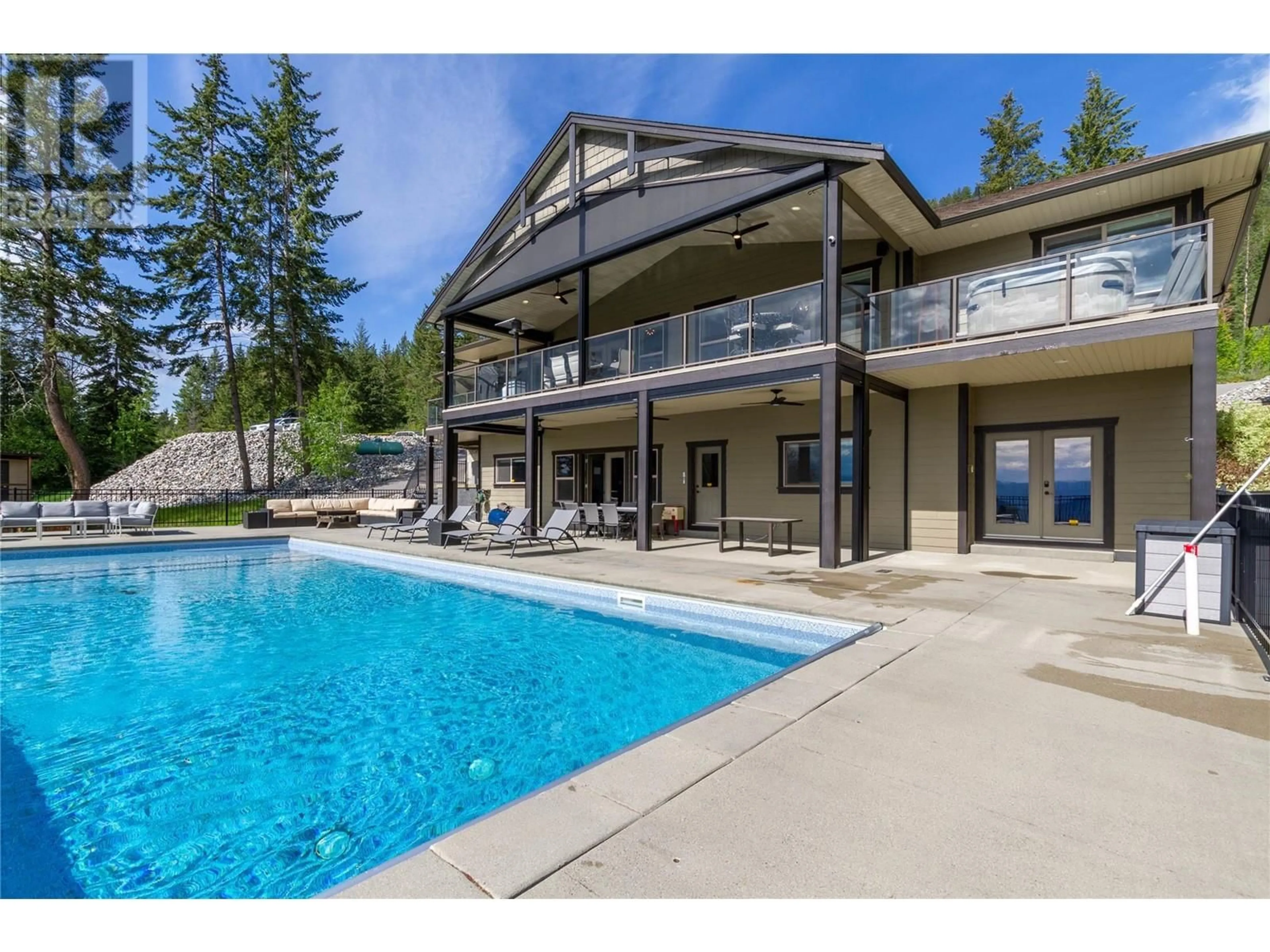 Pool for 6032 Lynx Drive, Vernon British Columbia V1B3J5