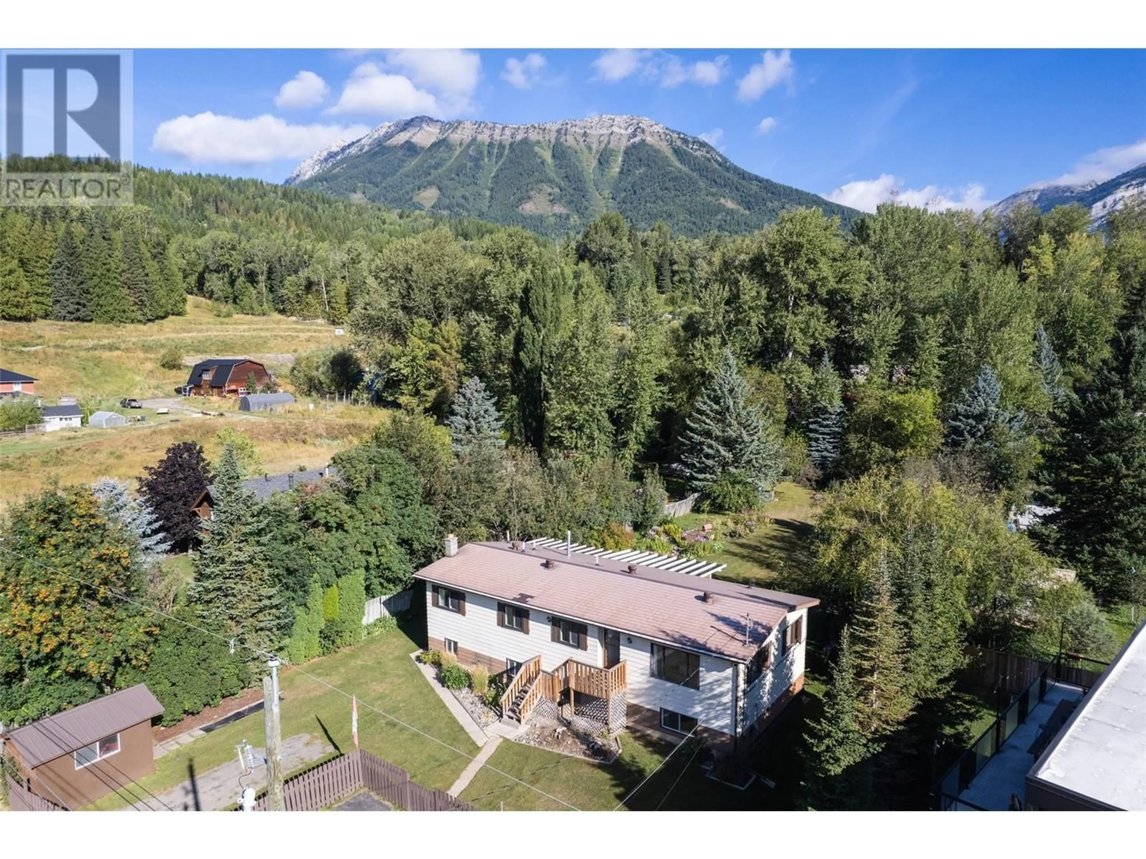 A pic from outside/outdoor area/front of a property/back of a property/a pic from drone, mountain view for 1269 COLCLOUGH Avenue, Fernie British Columbia V0B1M1