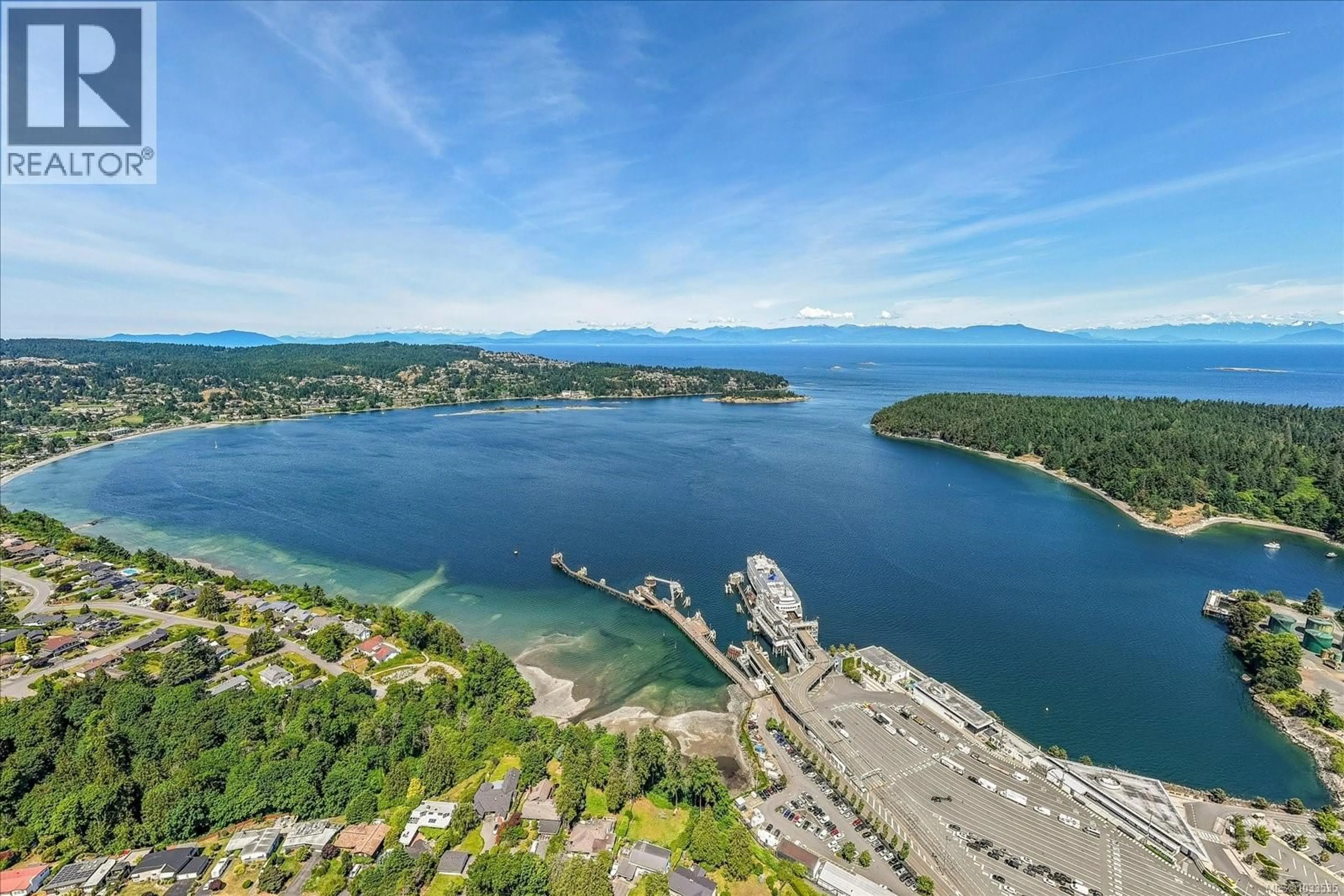 A pic from outside/outdoor area/front of a property/back of a property/a pic from drone, water/lake/river/ocean view for 1790 WADDINGTON ROAD, Nanaimo British Columbia V9S4W3
