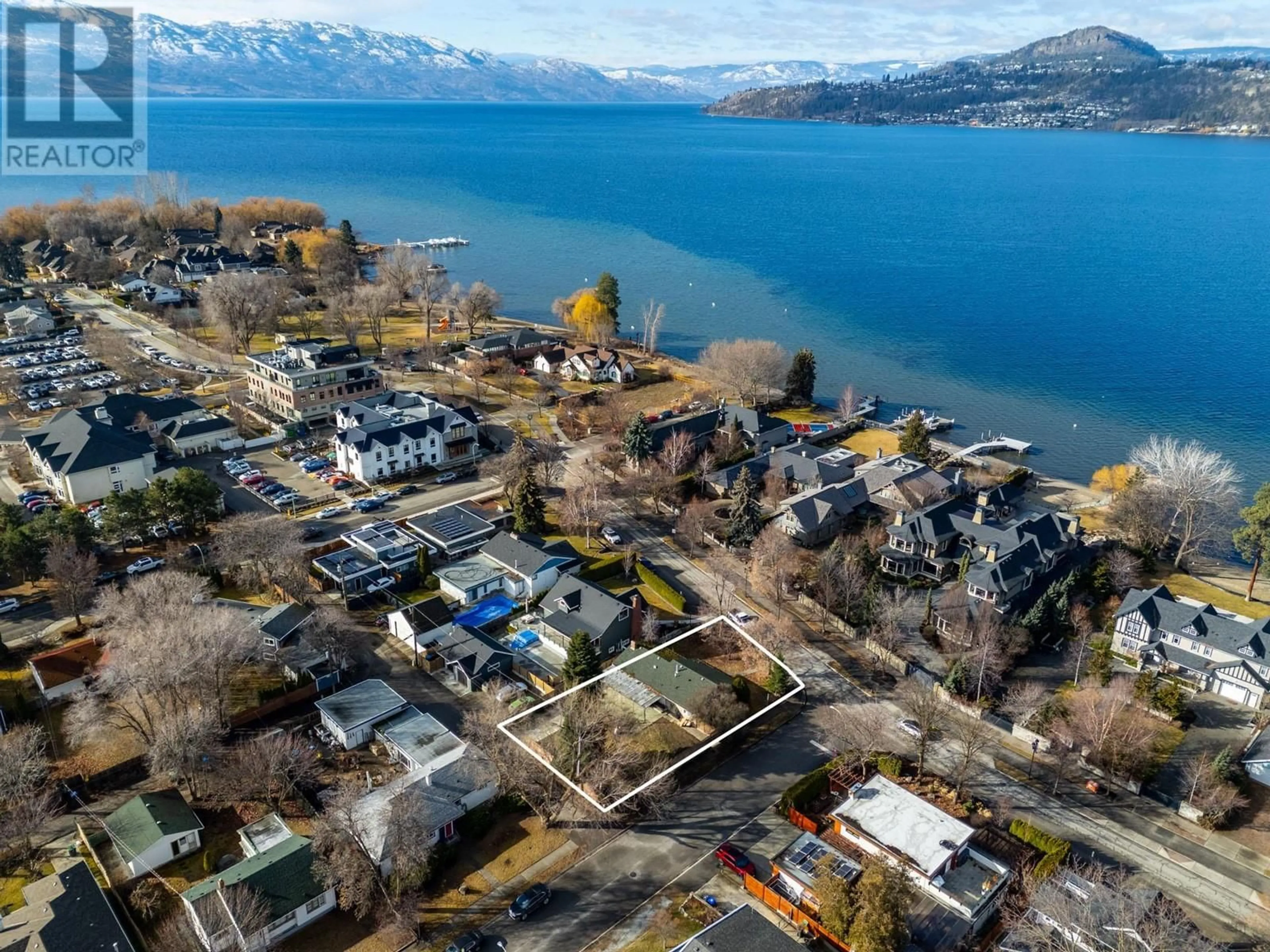 A pic from outside/outdoor area/front of a property/back of a property/a pic from drone, water/lake/river/ocean view for 2165 ABBOTT STREET, Kelowna British Columbia V1Y1C9