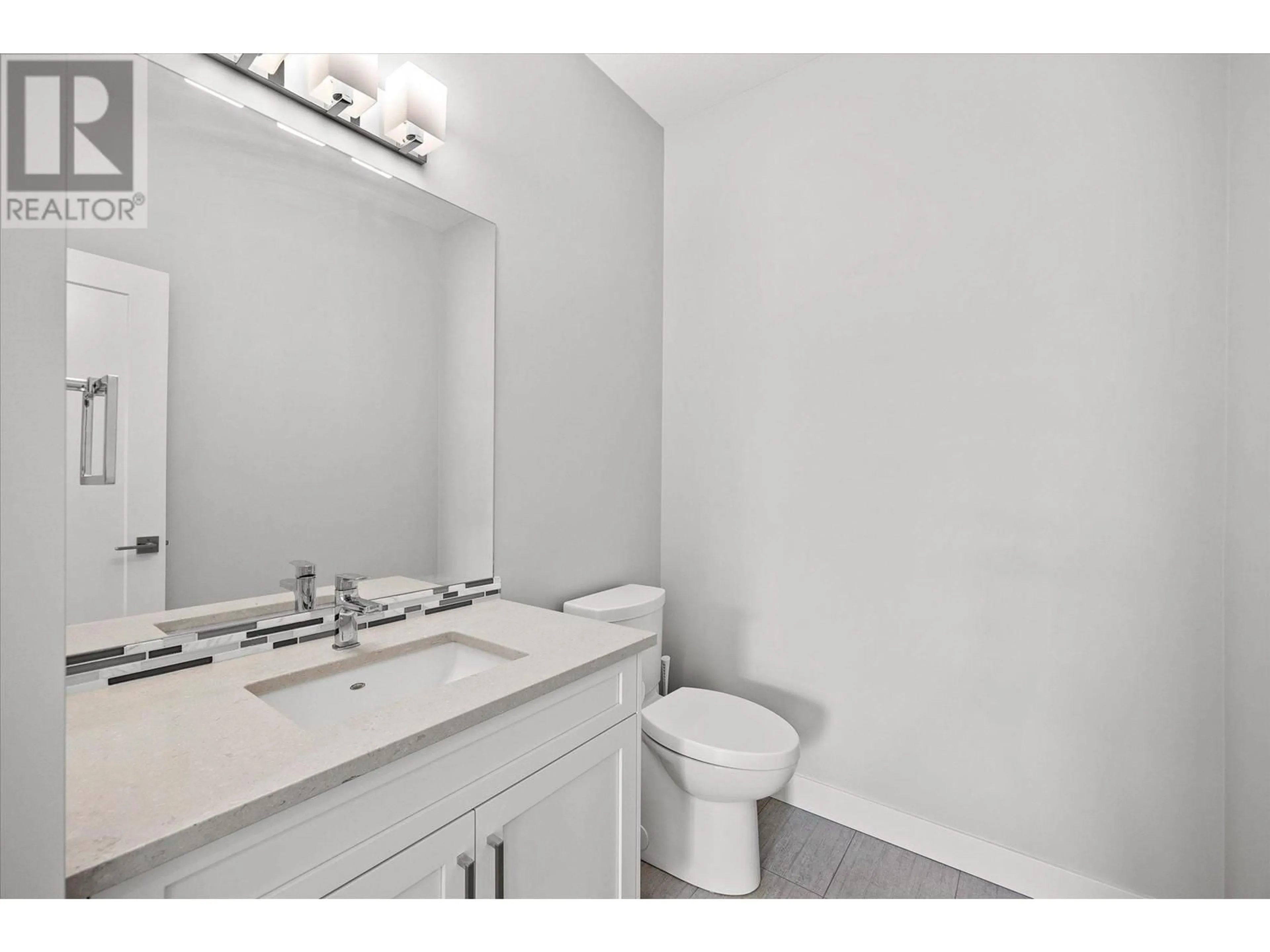 Standard bathroom, unknown for 3075 Vint Road Unit# 101, Kelowna British Columbia V1V3A9