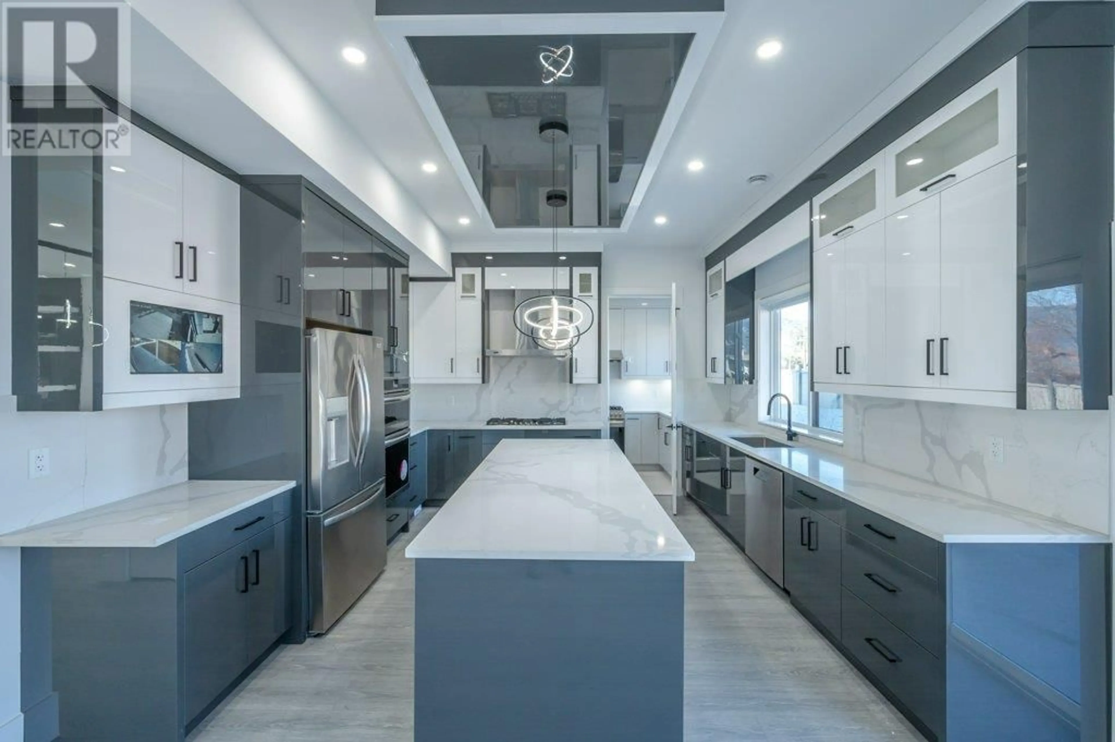 Contemporary kitchen, ceramic/tile floor for 1720 TREFFRY PLACE, Summerland British Columbia V0H1Z9
