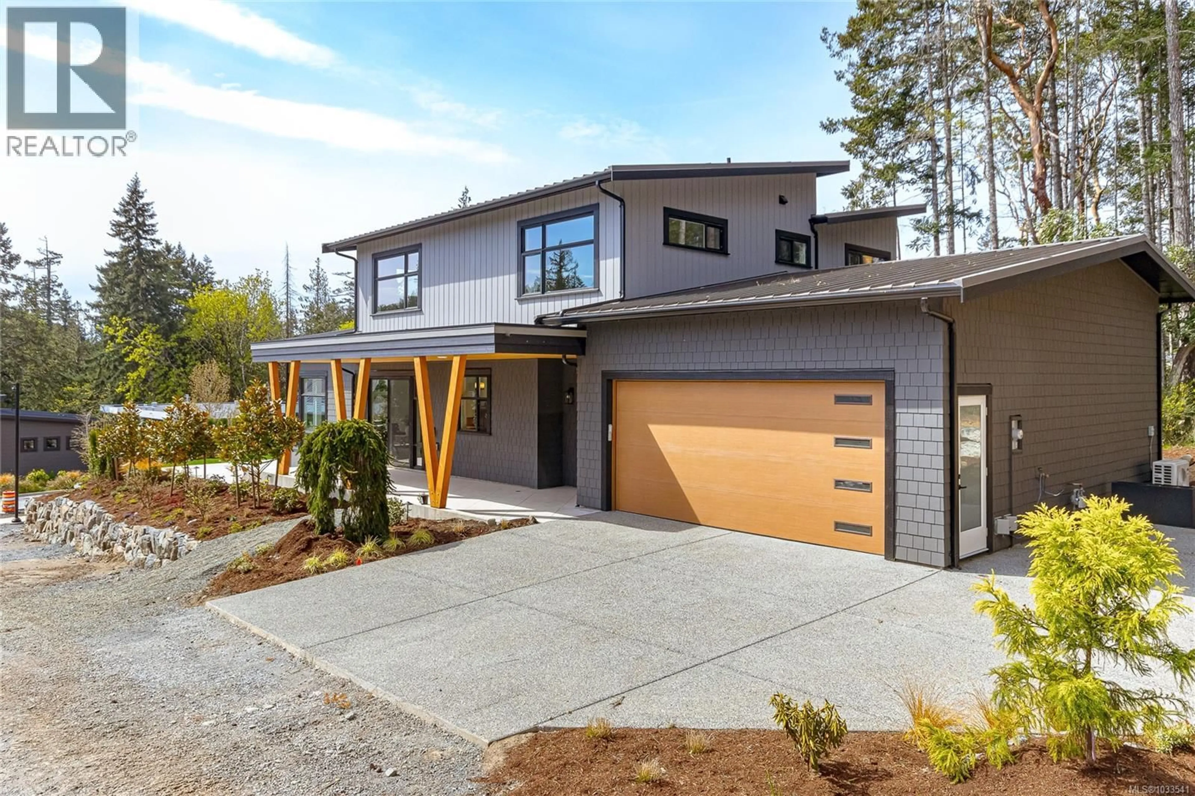 Home with brick exterior material, street for 656 MEDALIST AVENUE, Colwood British Columbia V9C0C3