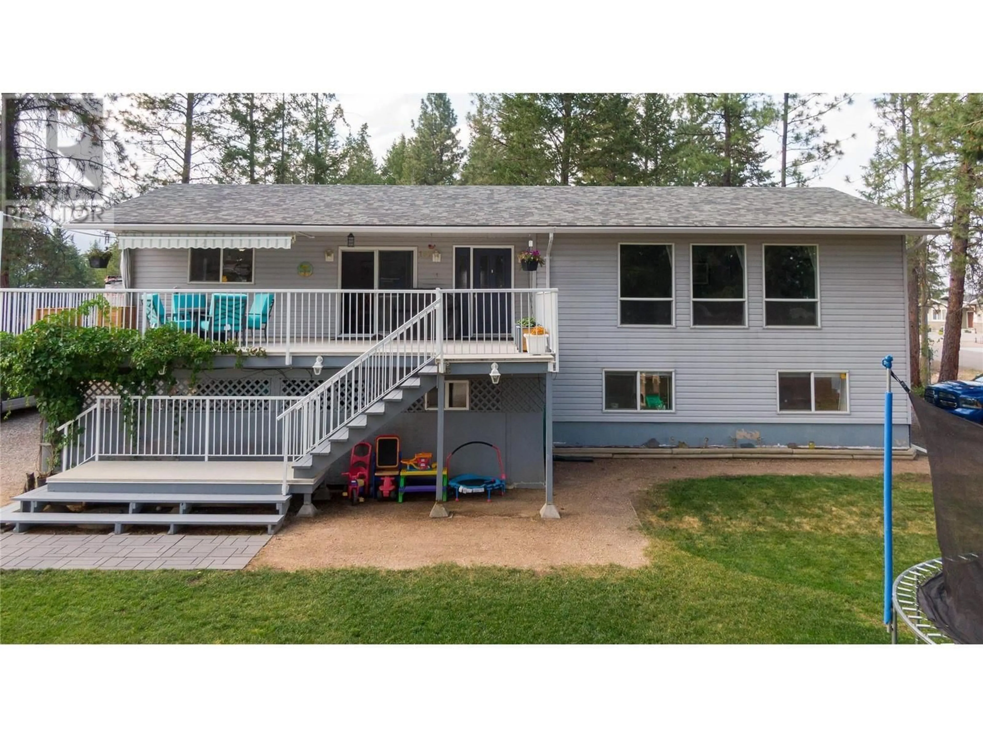 Home with vinyl exterior material, unknown for 107 Crown Crescent, Vernon British Columbia V1H2C3