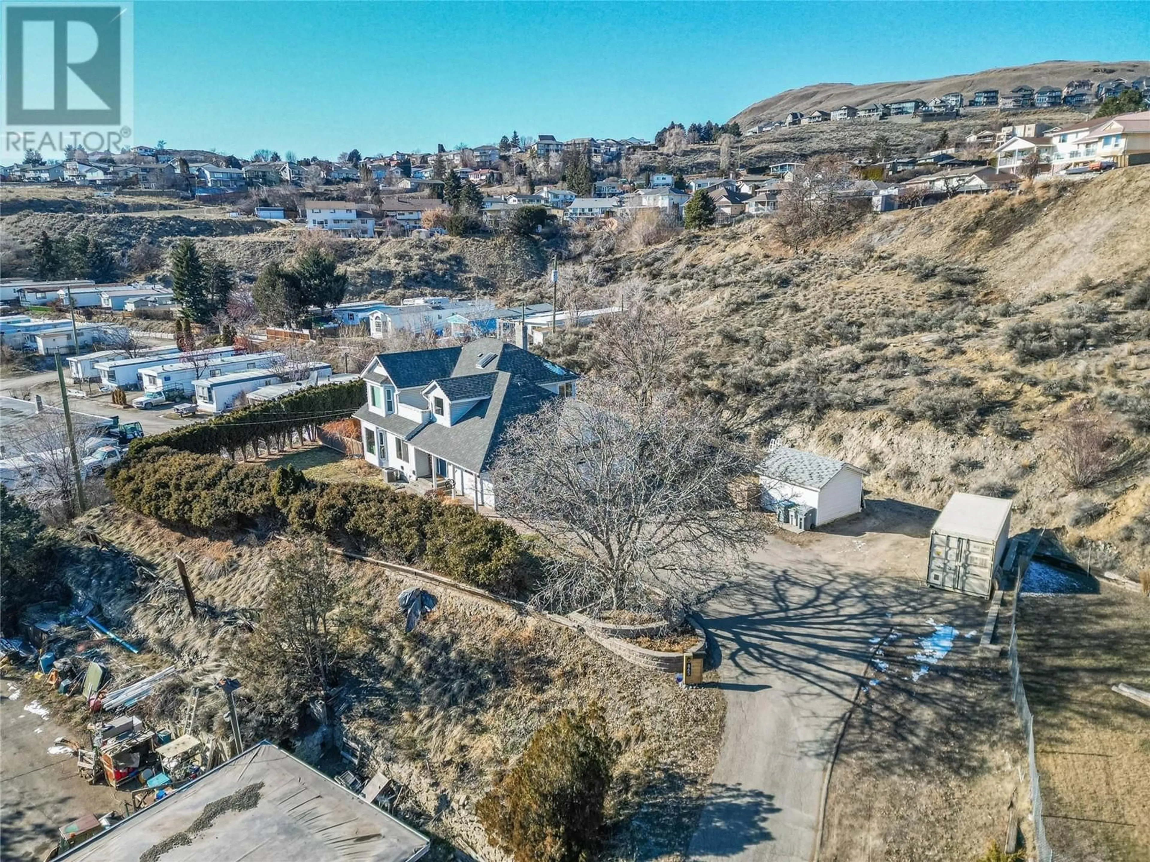 A pic from outside/outdoor area/front of a property/back of a property/a pic from drone, street for 865 Alview Crescent, Kamloops British Columbia V2B6C5