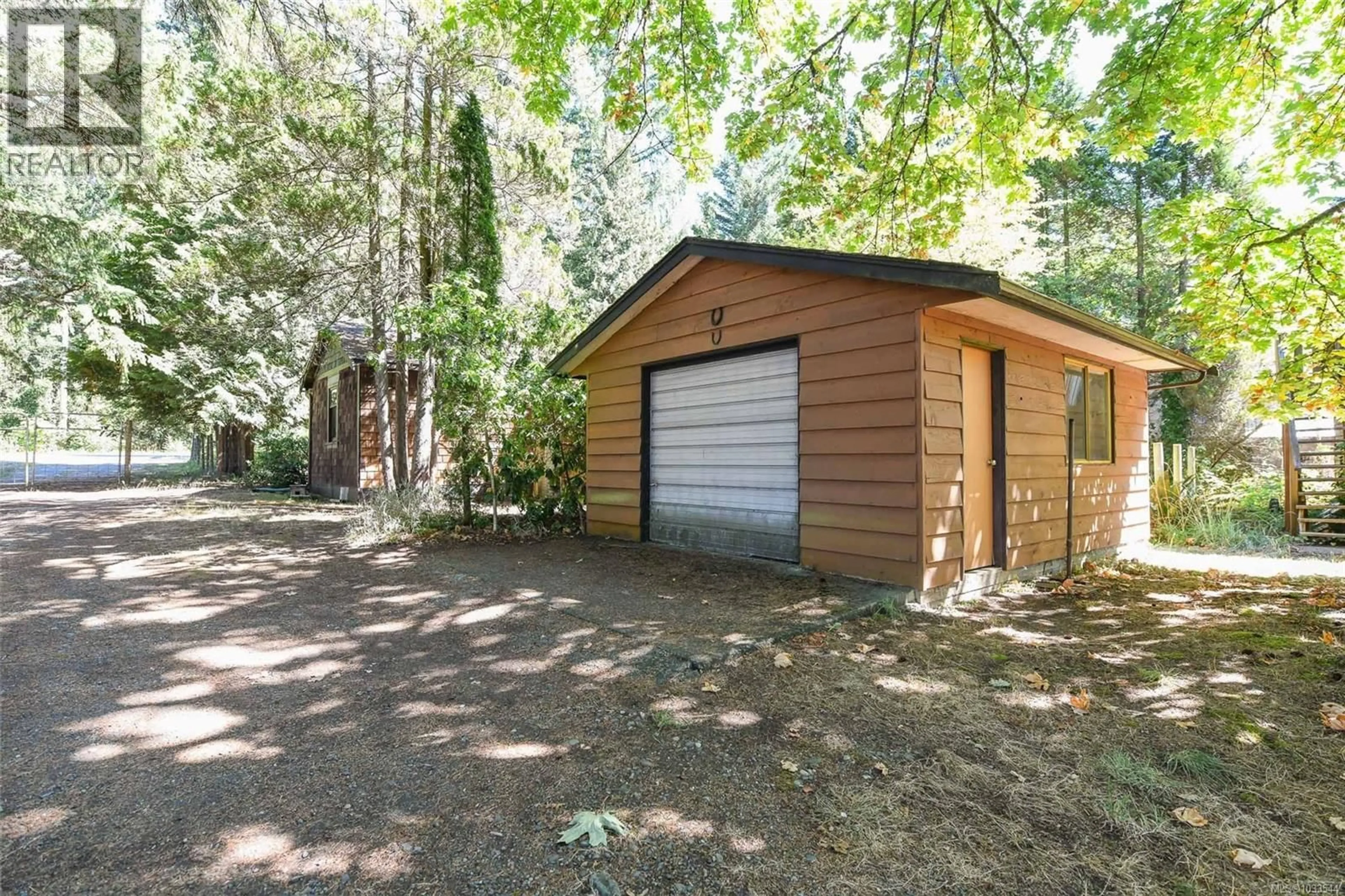 Shed for 5835 ISLAND HIGHWAY NORTH, Courtenay British Columbia V9J1T3