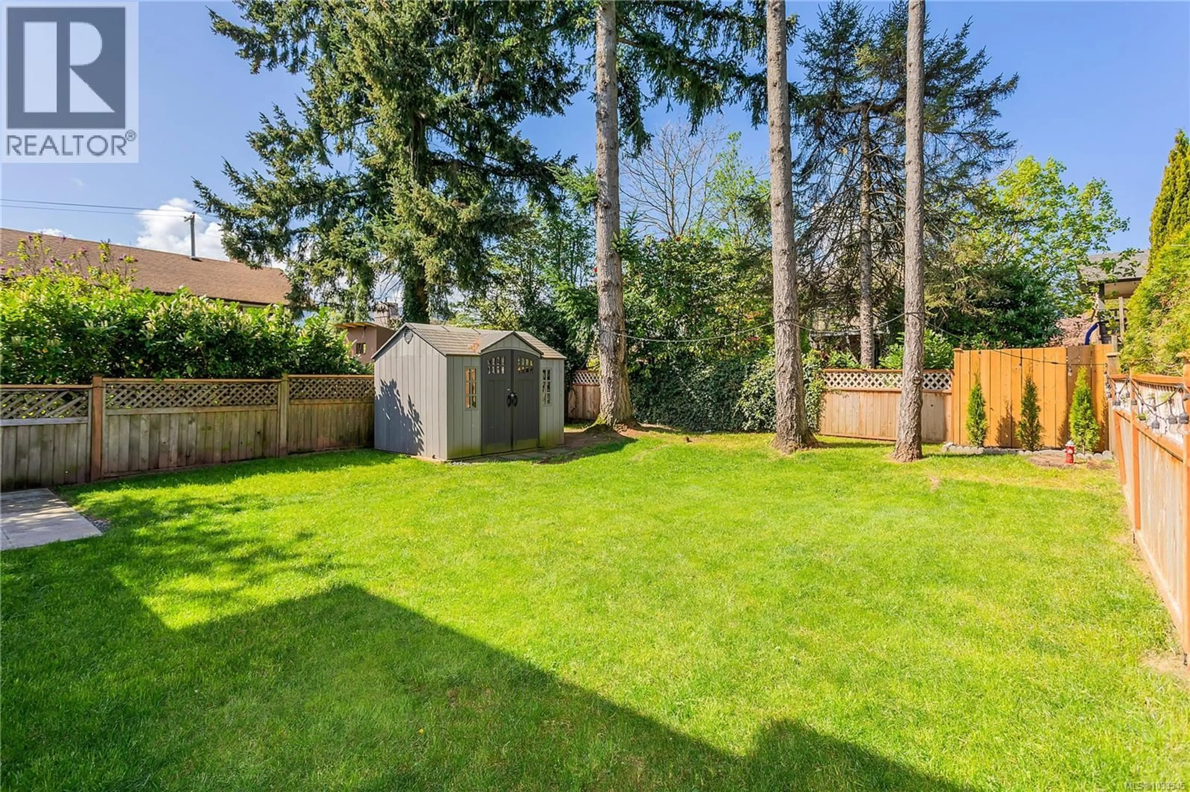 Patio, forest/trees view for 2841 ROCK CITY ROAD, Nanaimo British Columbia V9T3H3