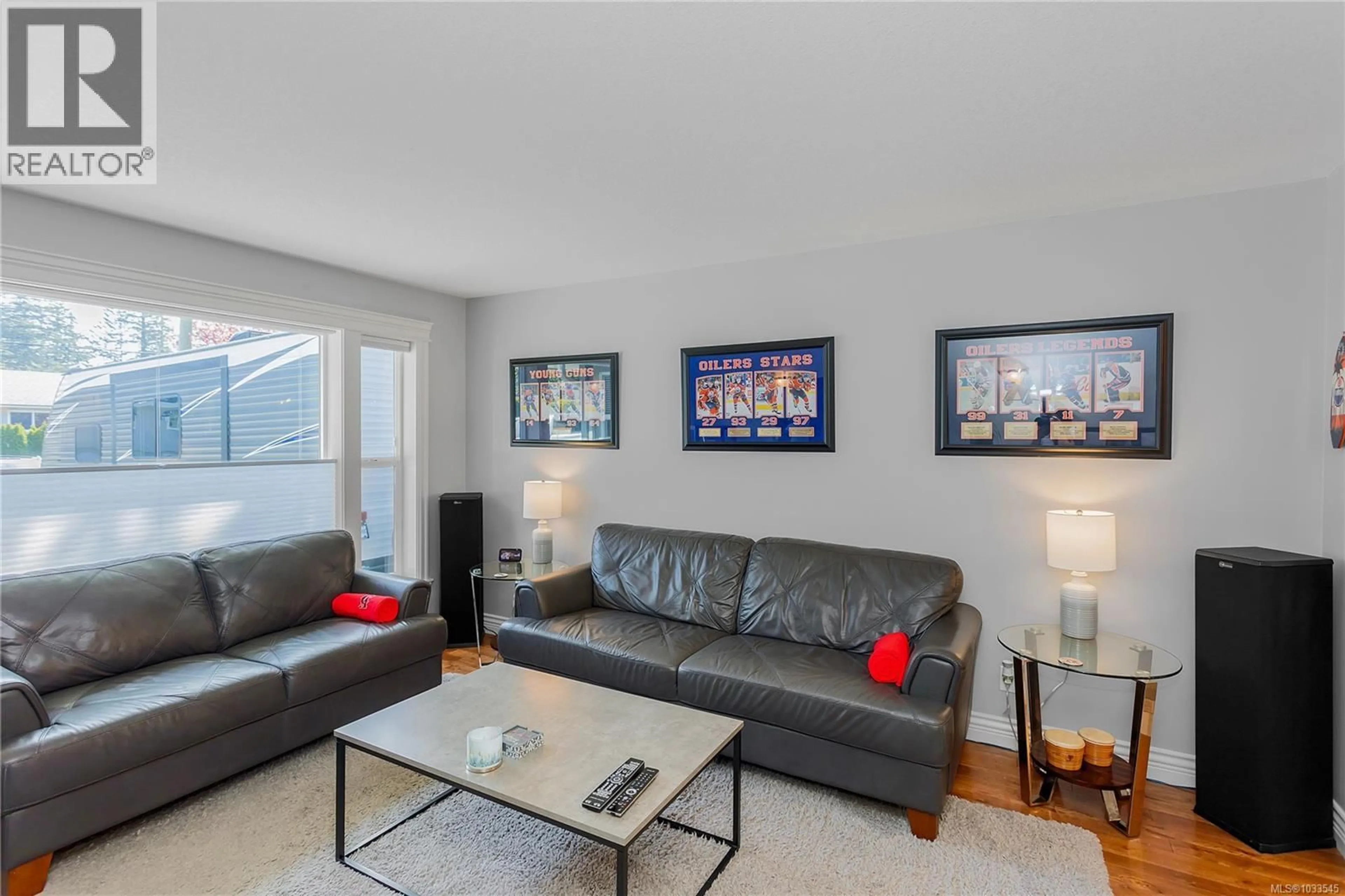 Living room with furniture, unknown for 2841 ROCK CITY ROAD, Nanaimo British Columbia V9T3H3