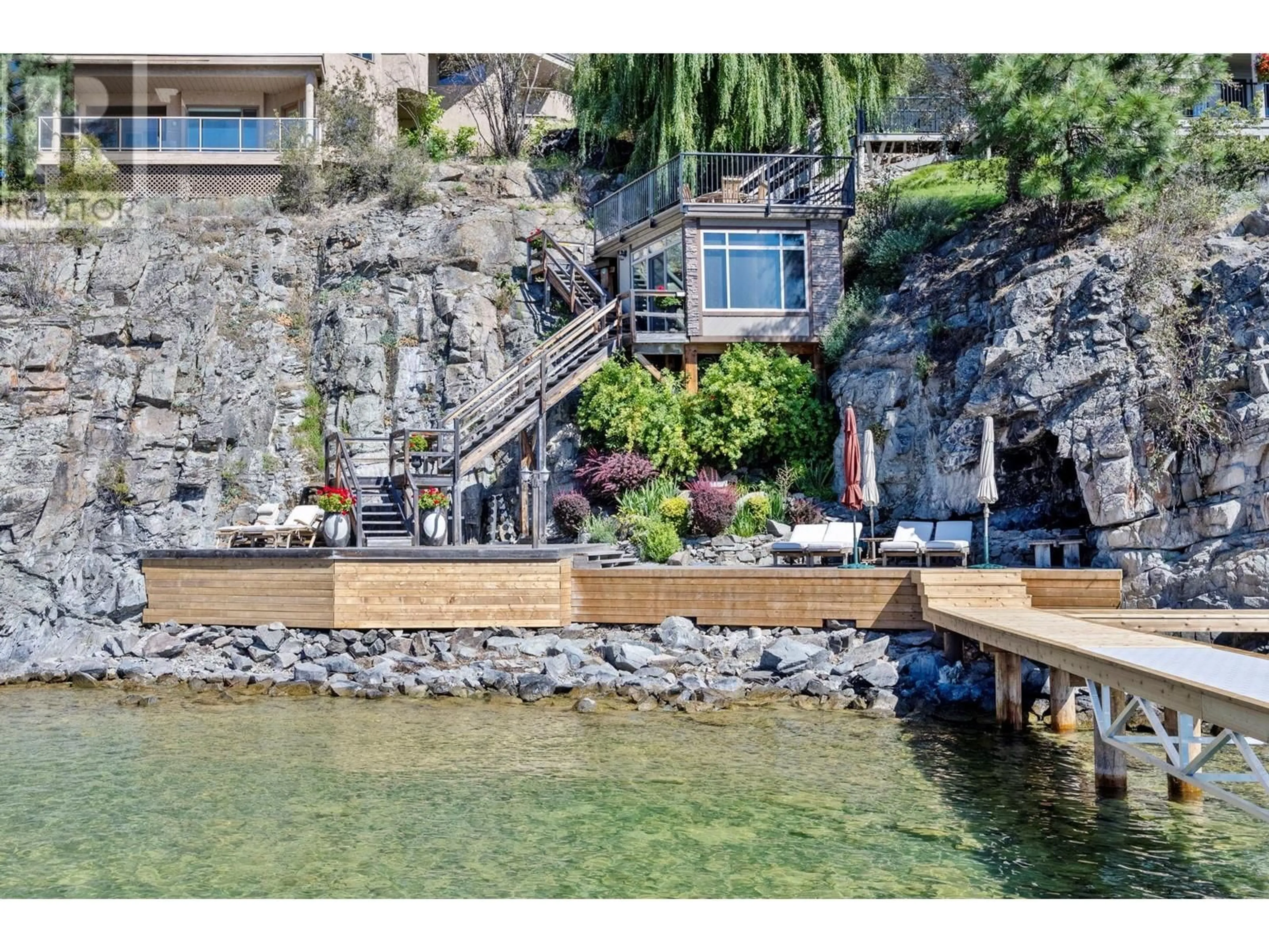 Patio, water/lake/river/ocean view for 2052 Dewdney Road, Kelowna British Columbia V1V2C3