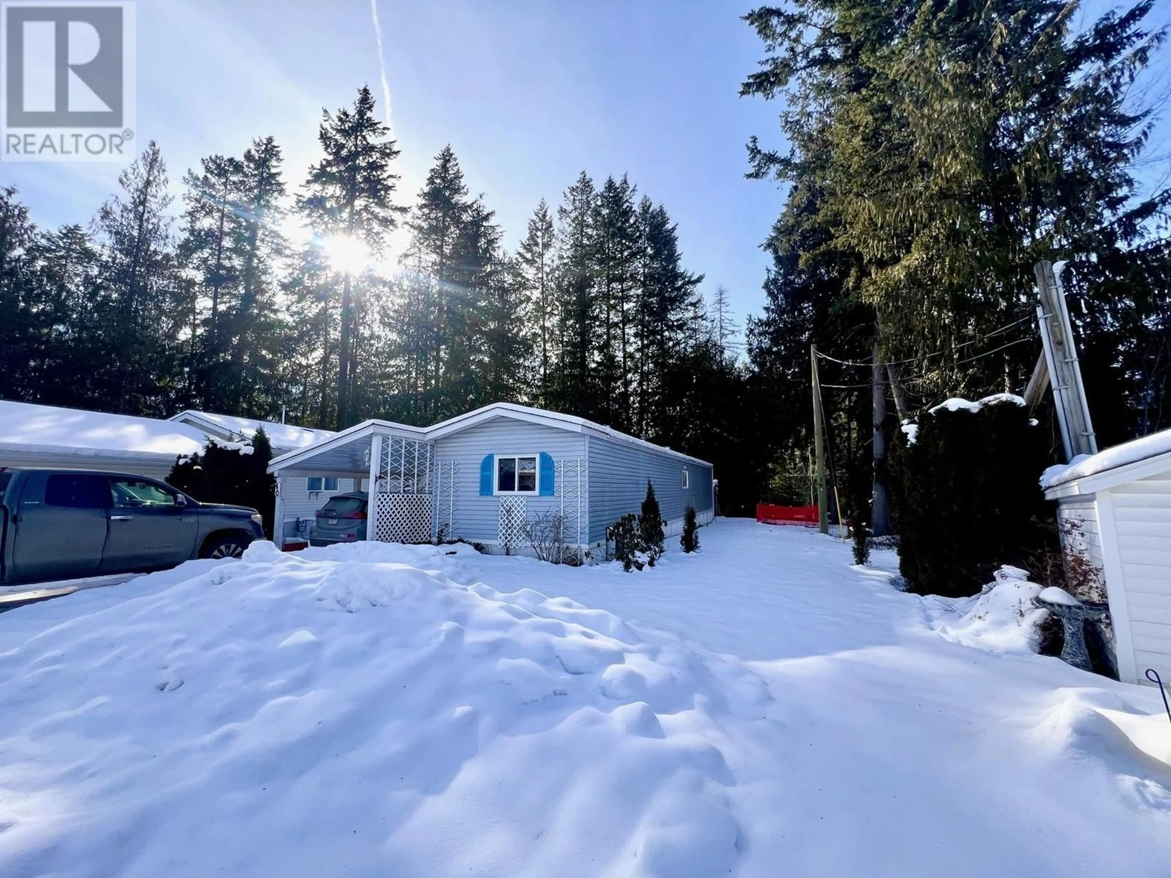 A pic from outside/outdoor area/front of a property/back of a property/a pic from drone, unknown for 7126 HWY 3A Unit# 40, Nelson British Columbia V1L6S4