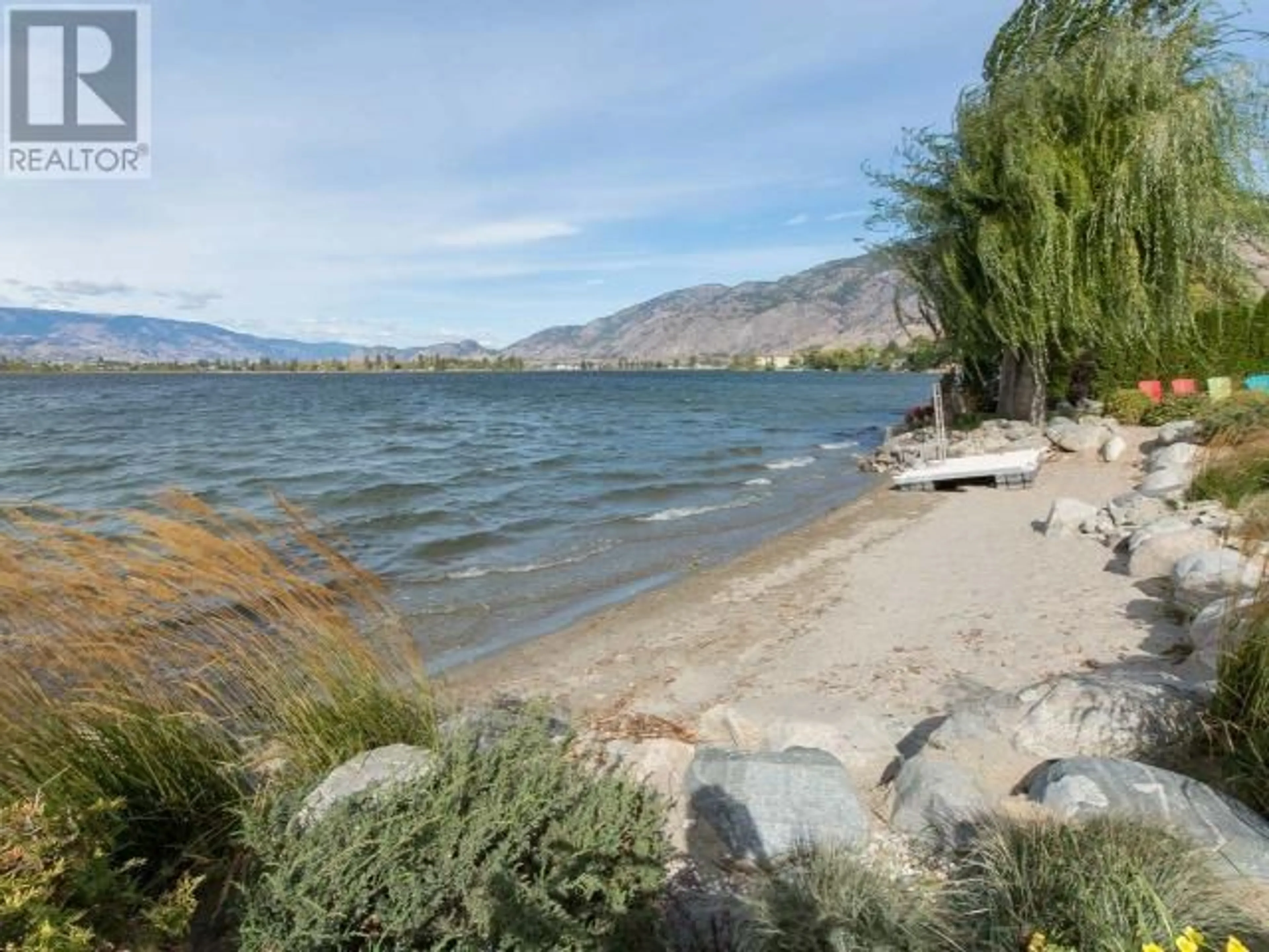 Blurry image for 302 - 2418 LAKESHORE DRIVE, Osoyoos British Columbia V0H1V6