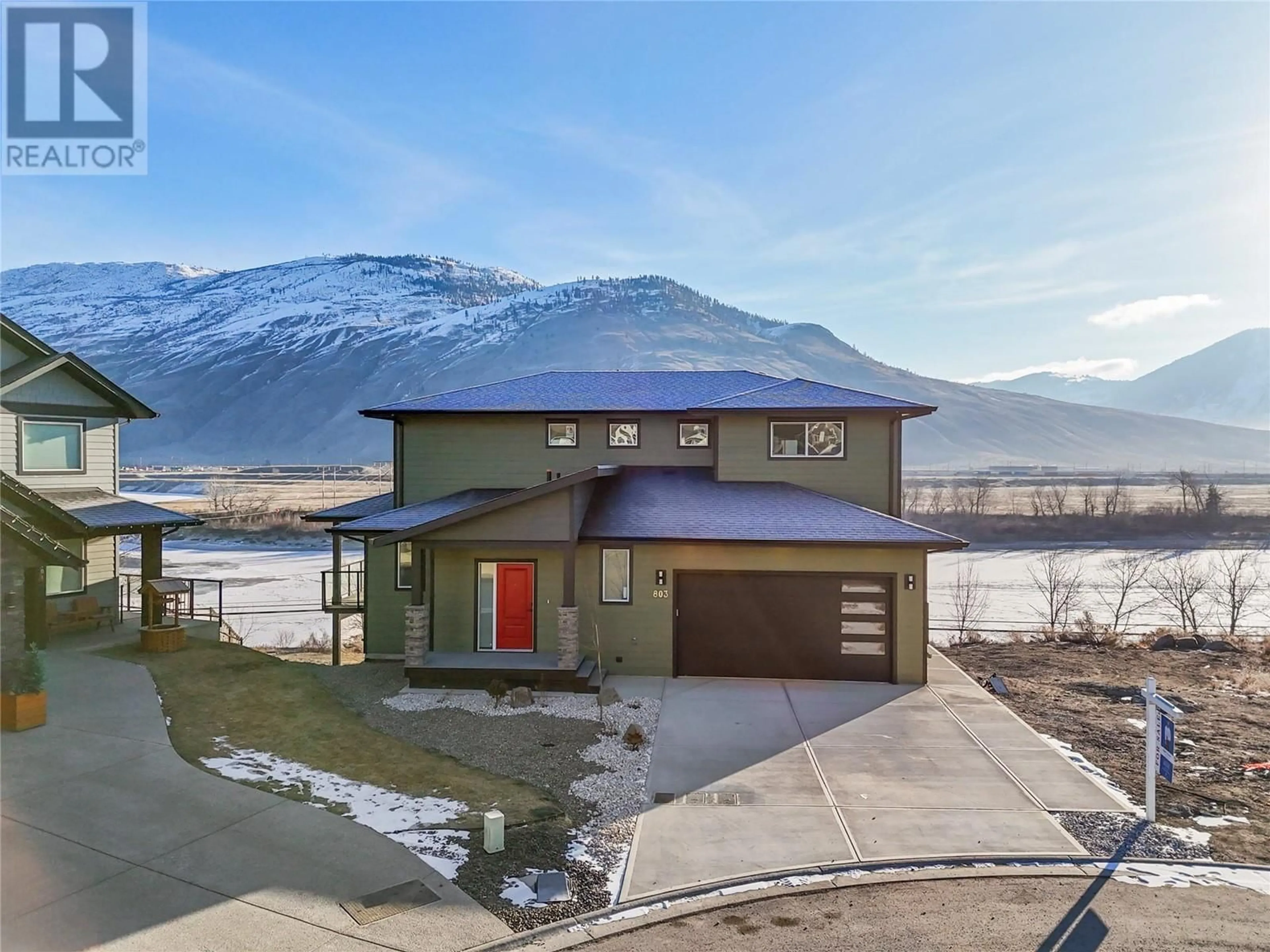 A pic from outside/outdoor area/front of a property/back of a property/a pic from drone, mountain view for 803 WOODRUSH Court, Kamloops British Columbia V2B6E6