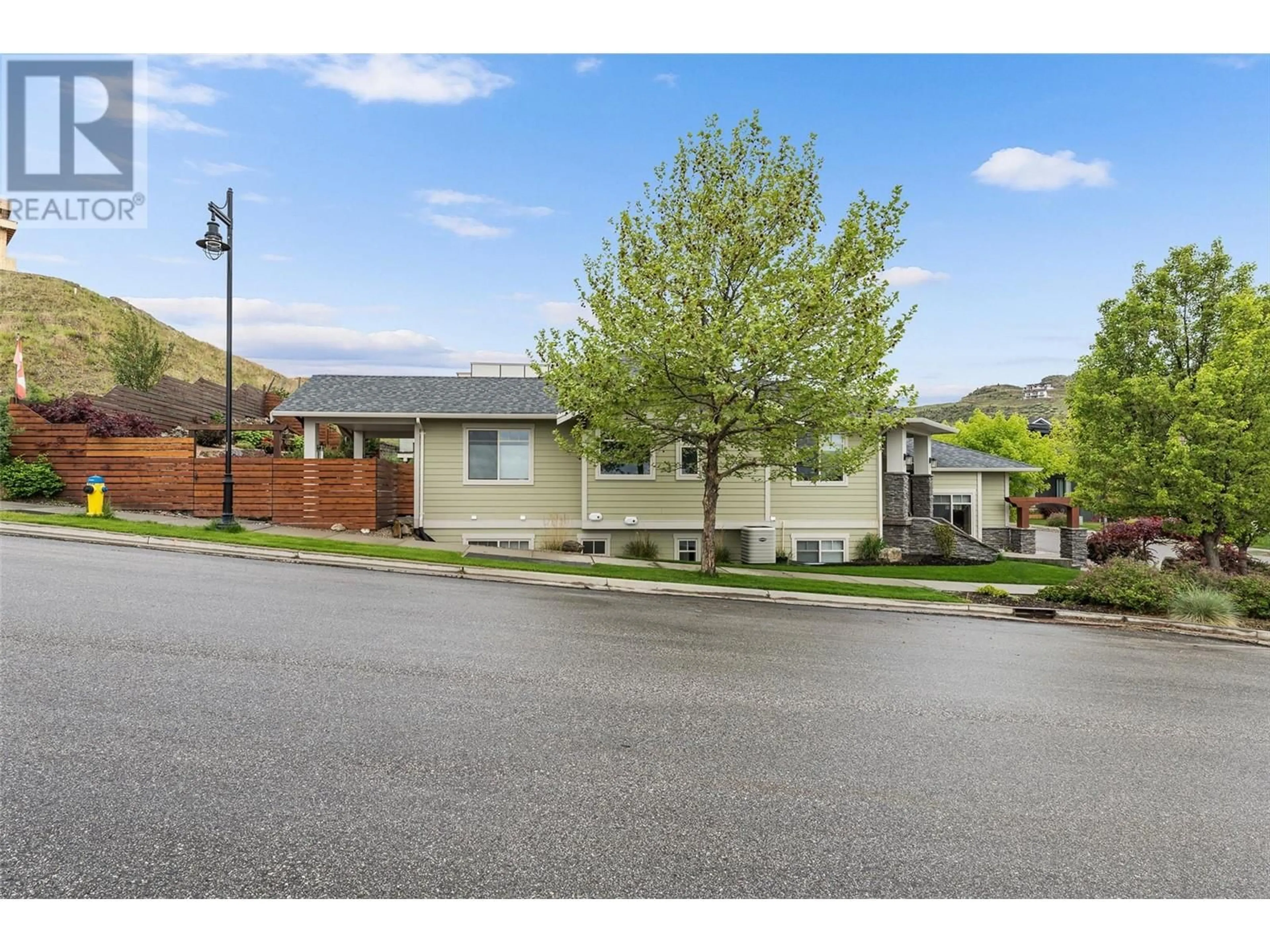 Home with vinyl exterior material, street for 5090 TWINFLOWER CRESCENT, Kelowna British Columbia V1W5L8