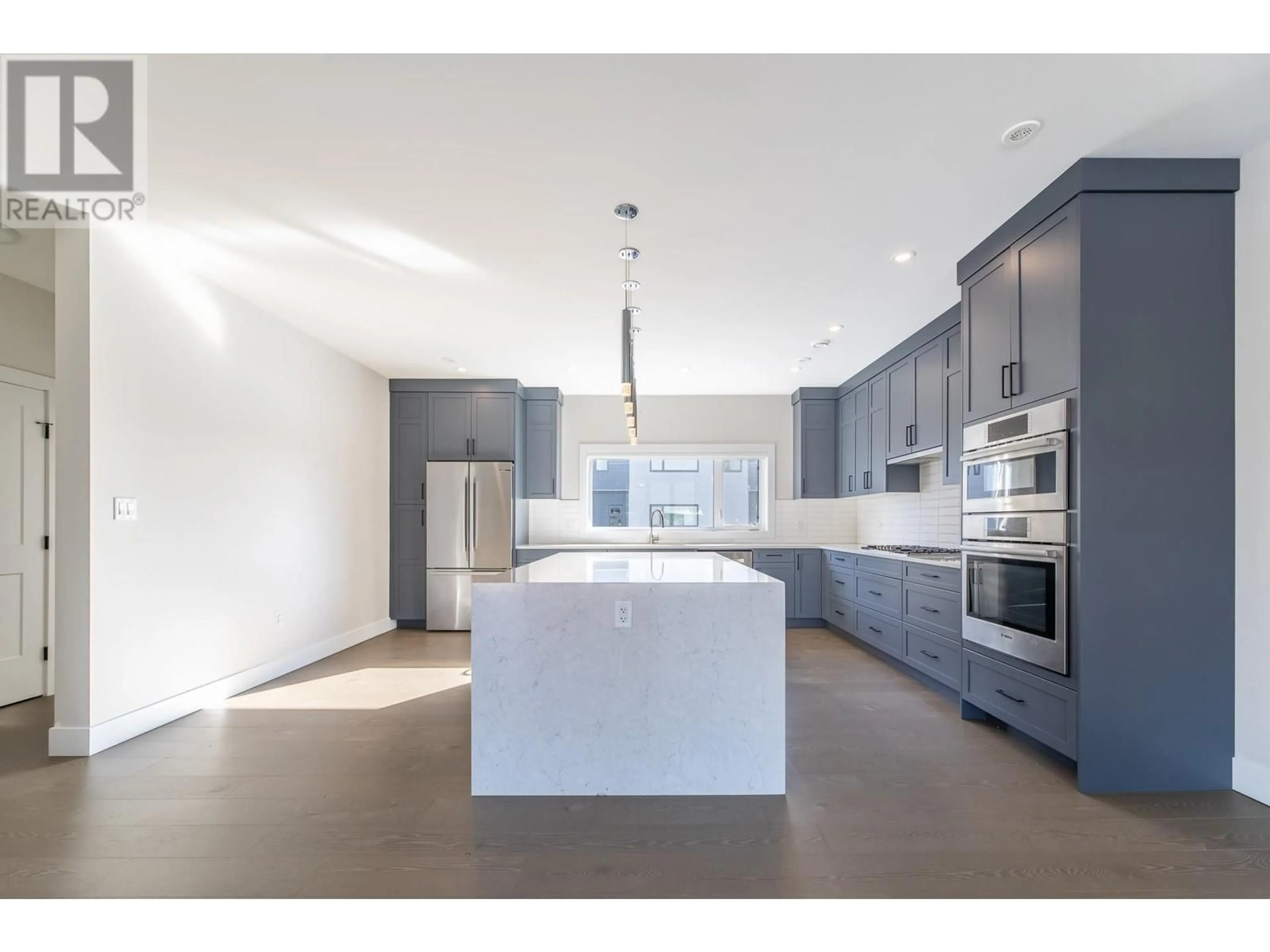 Open concept kitchen, unknown for 113 - 201 WYLIE STREET, Penticton British Columbia V2A0H3