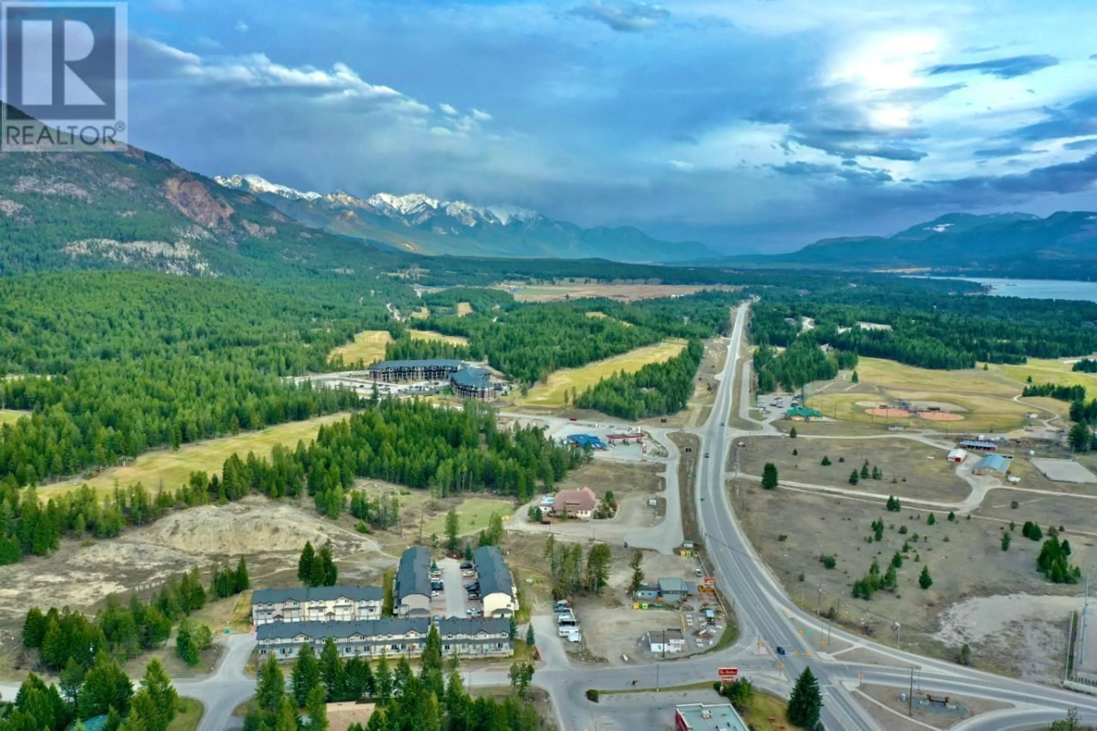 A pic from outside/outdoor area/front of a property/back of a property/a pic from drone, mountain view for 200 BLACK FOREST Trail Unit# 508, Invermere British Columbia V0A1K2