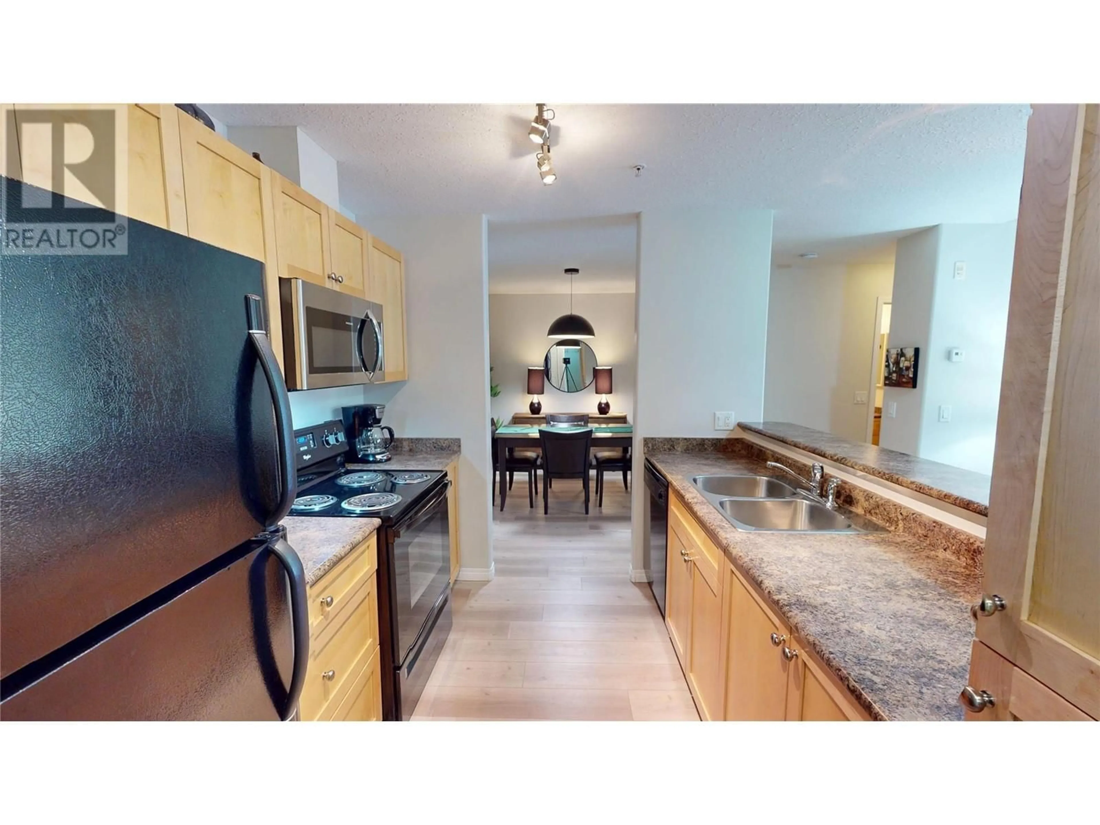 Open concept kitchen, unknown for 4767 FORSTERS LANDING Road Unit# 305, Radium Hot Springs British Columbia V0A1M0