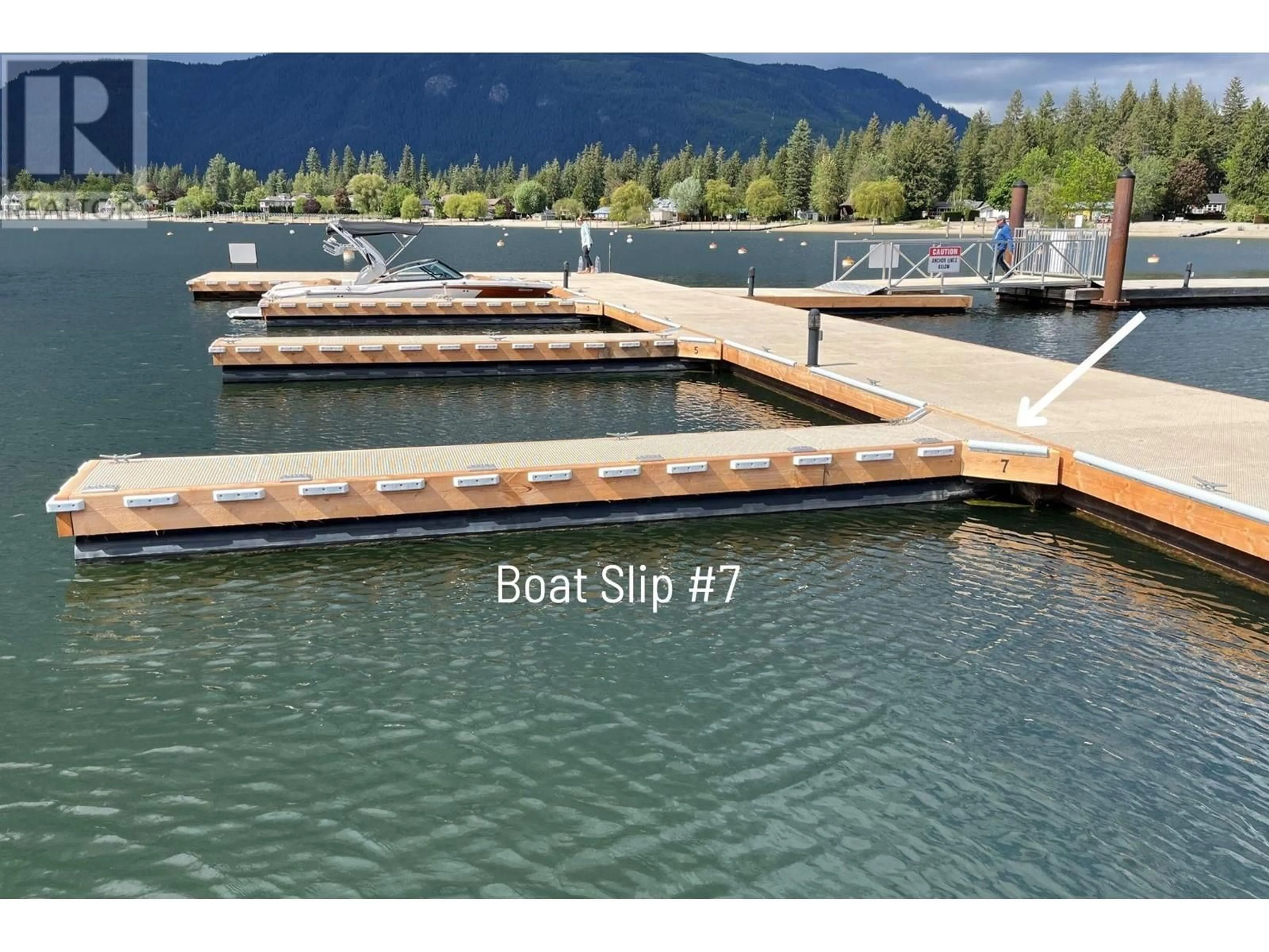 Blurry image for 326 Mara Lake Lane Unit# 204, Sicamous British Columbia V0E2V0