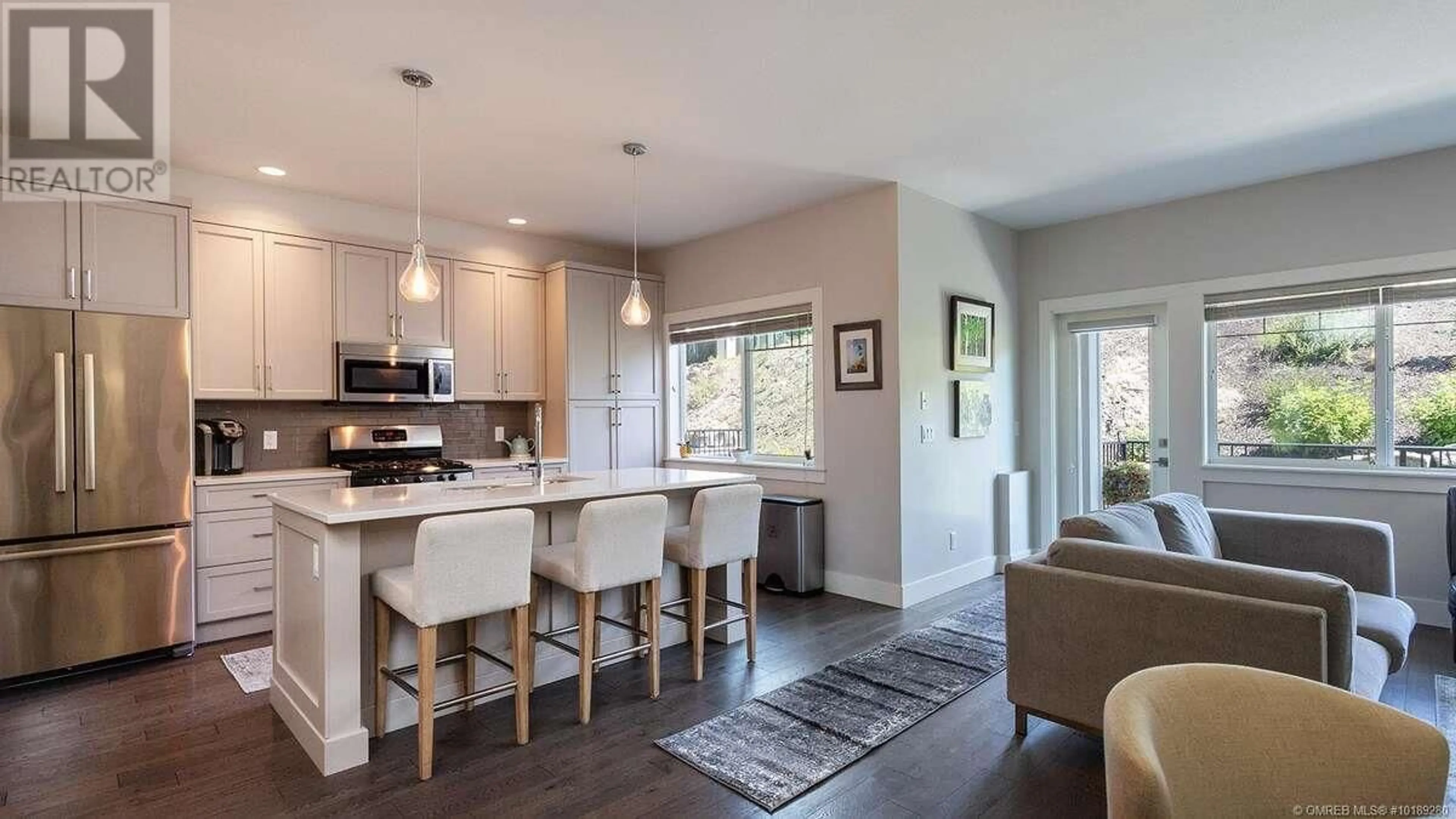 Open concept kitchen, unknown for 1450 Union Road Unit# 42, Kelowna British Columbia V1V3E1