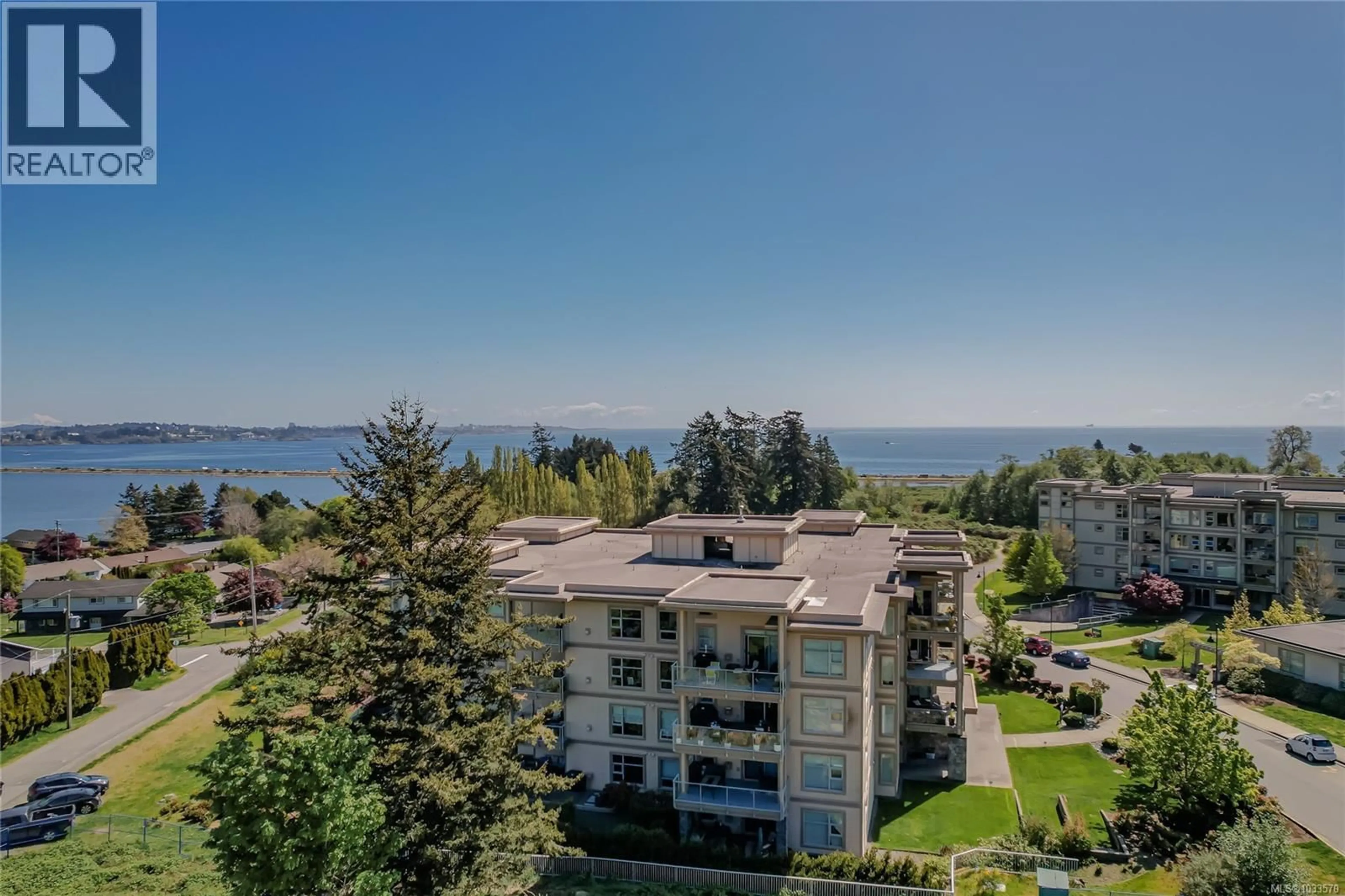 A pic from outside/outdoor area/front of a property/back of a property/a pic from drone, water/lake/river/ocean view for 405 - 3223 SELLECK WAY, Colwood British Columbia V9C3M8