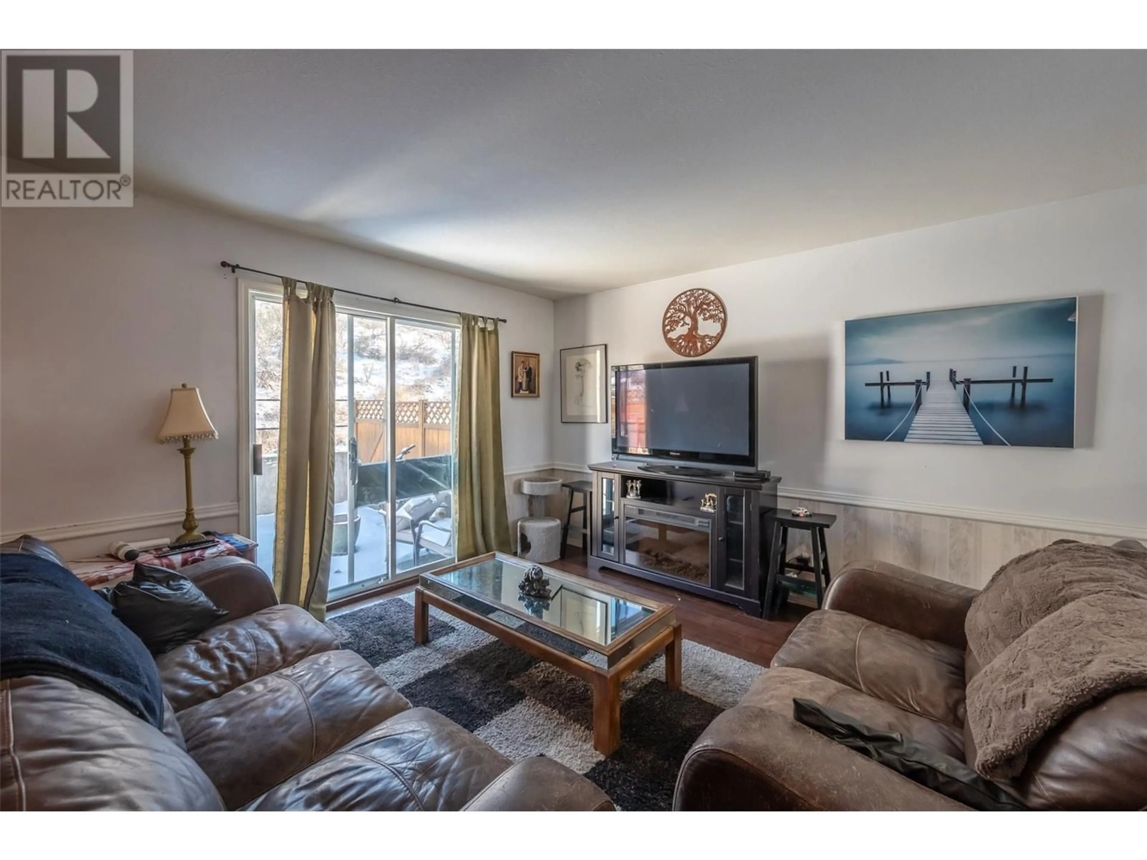 Living room with furniture, unknown for 115 - 3030 SOUTH MAIN STREET, Penticton British Columbia V2A5J6