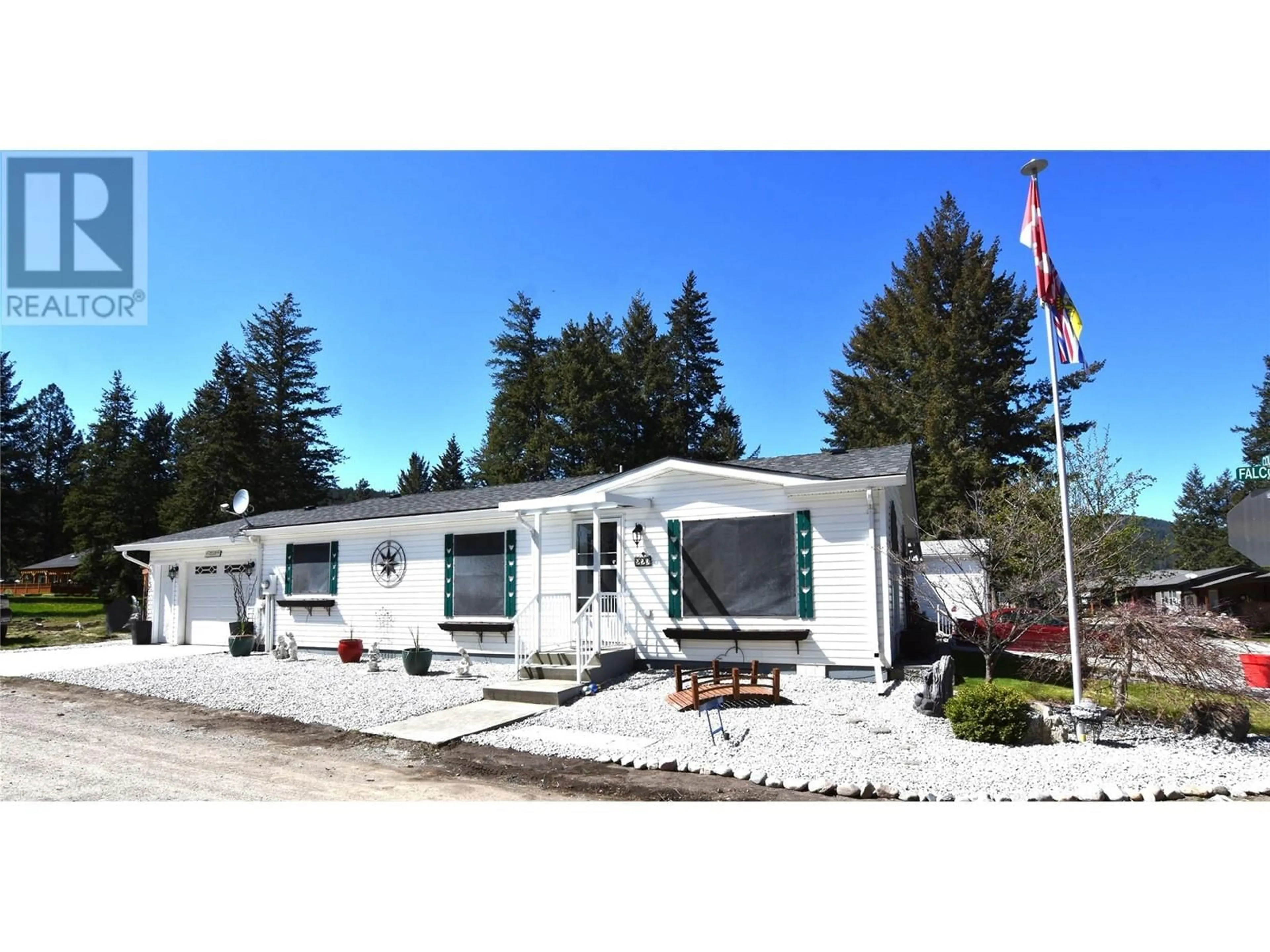 Home with vinyl exterior material, unknown for 223 COUGAR STREET, Vernon British Columbia V1H2A1