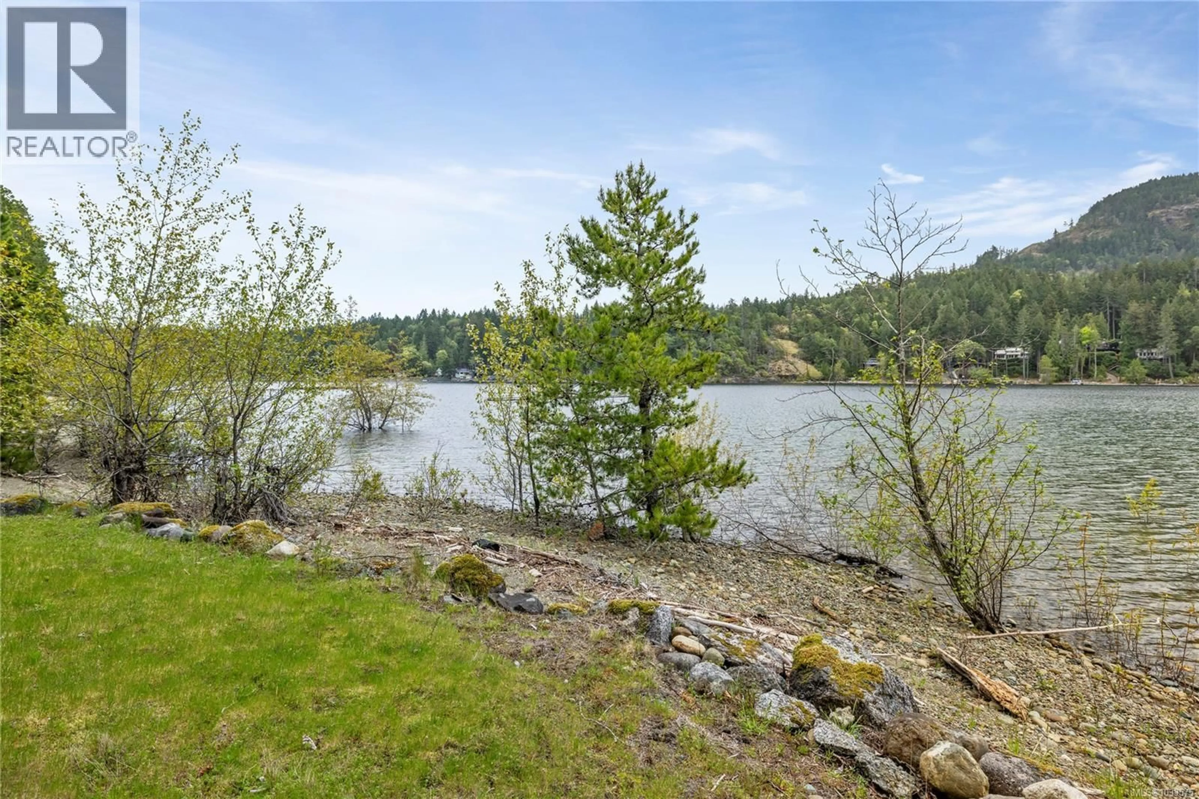 Patio, water/lake/river/ocean view for 3144 BAY ROAD, Qualicum Beach British Columbia V9K2L7