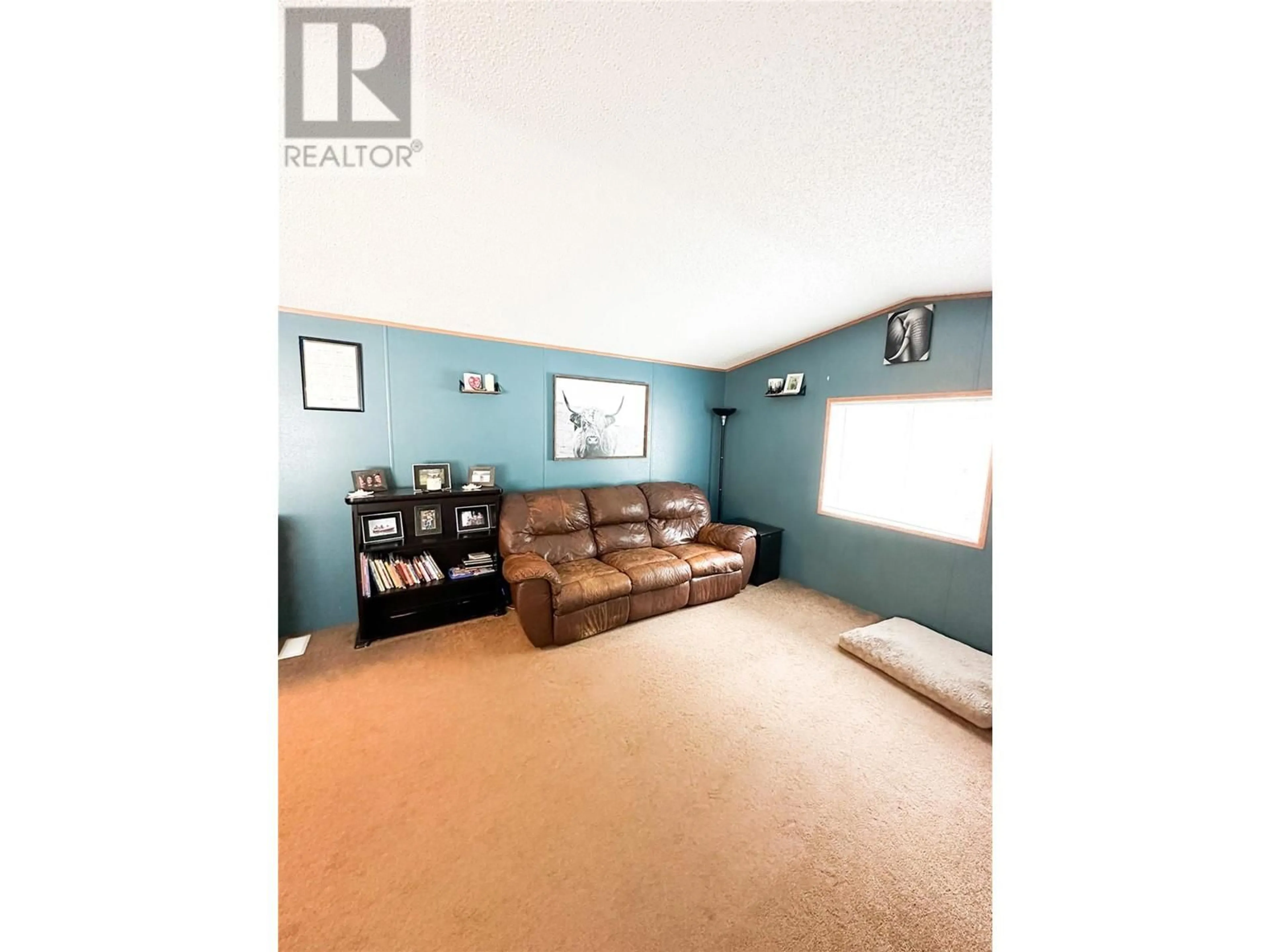 Unknown for 20 - 1400 12TH STREET, Golden British Columbia V0A1H1