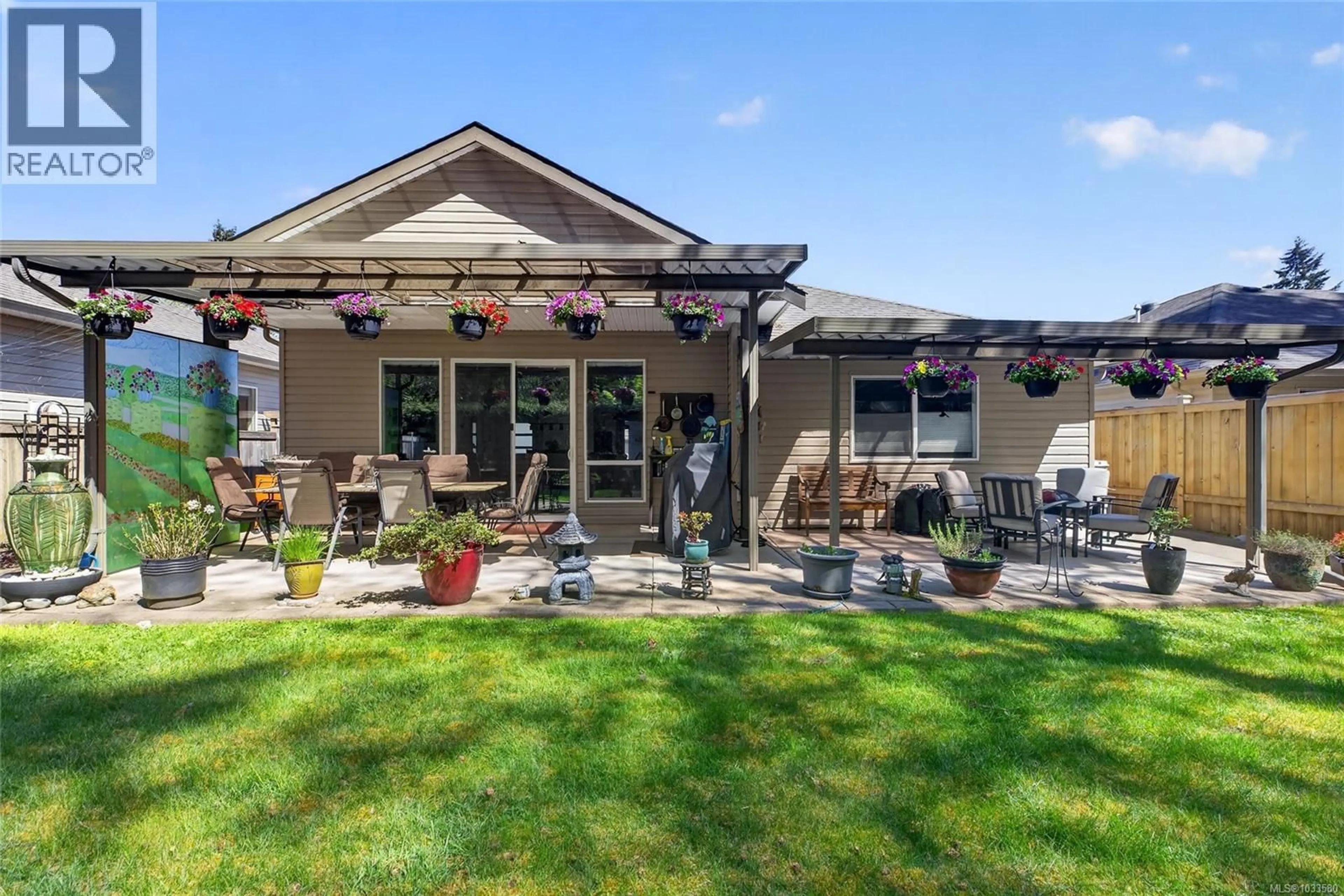 Patio, mountain view for 115 - 2205 ROBERT LANG ROAD, Courtenay British Columbia V9N1M4