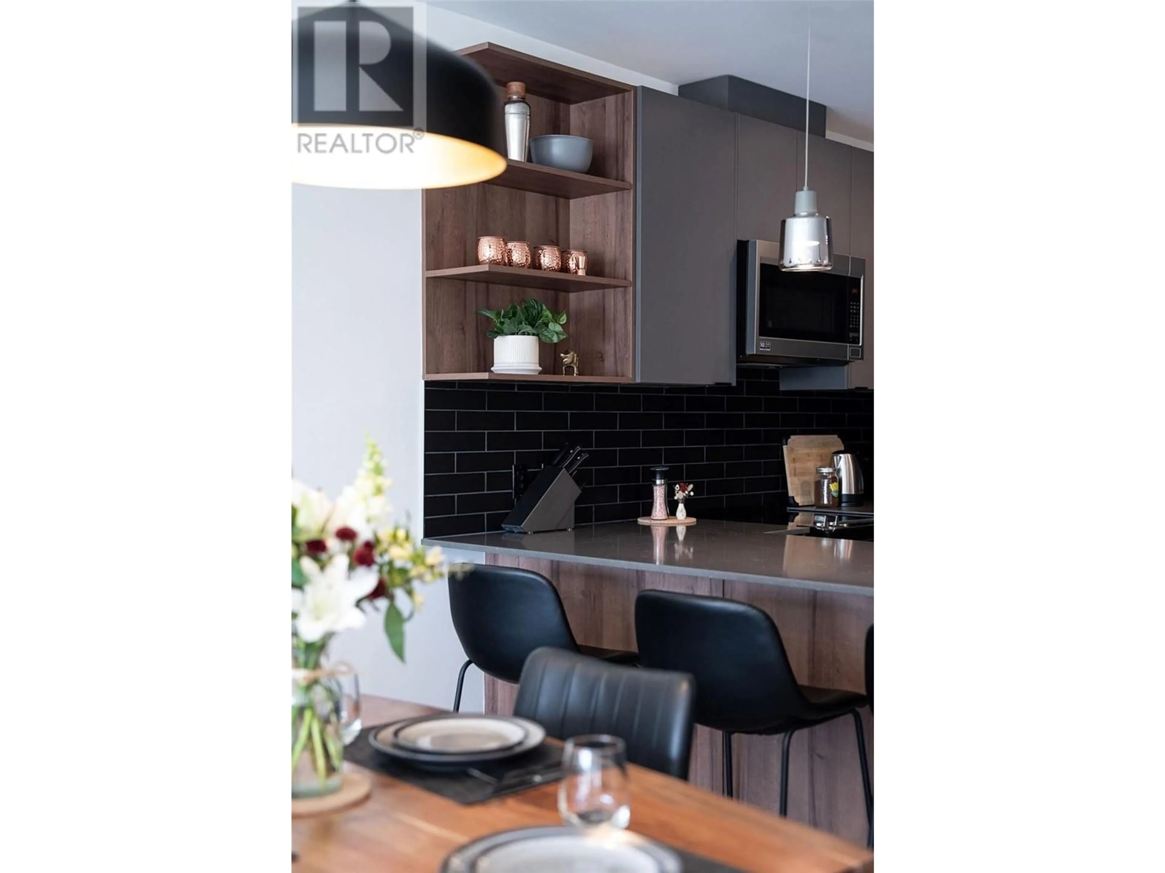 Open concept kitchen, unknown for 3301 - 1701 COURSIER AVENUE, Revelstoke British Columbia V0E2S3