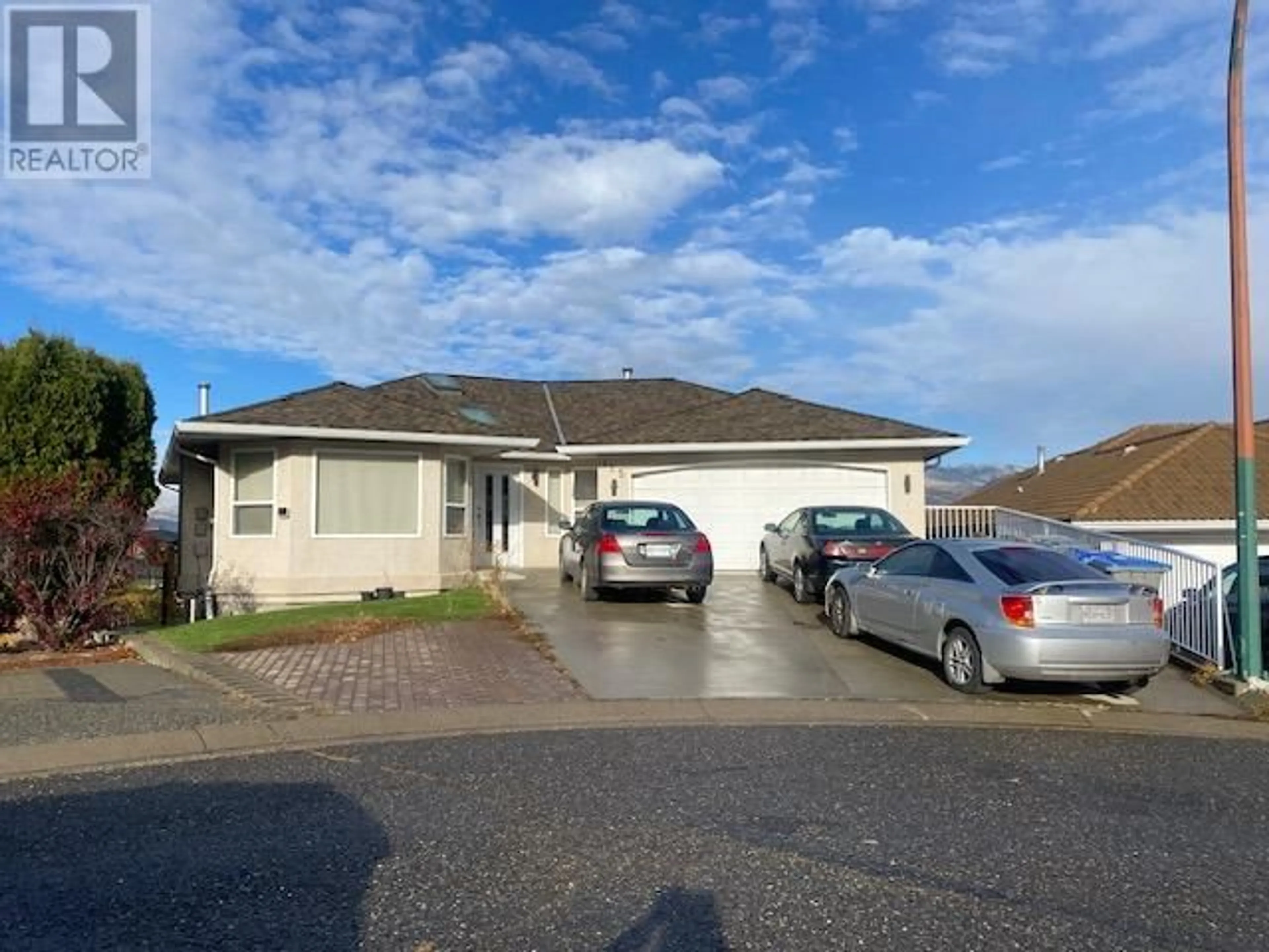 A pic from outside/outdoor area/front of a property/back of a property/a pic from drone, street for 125 Mahood Place, Kamloops British Columbia V2C6P7