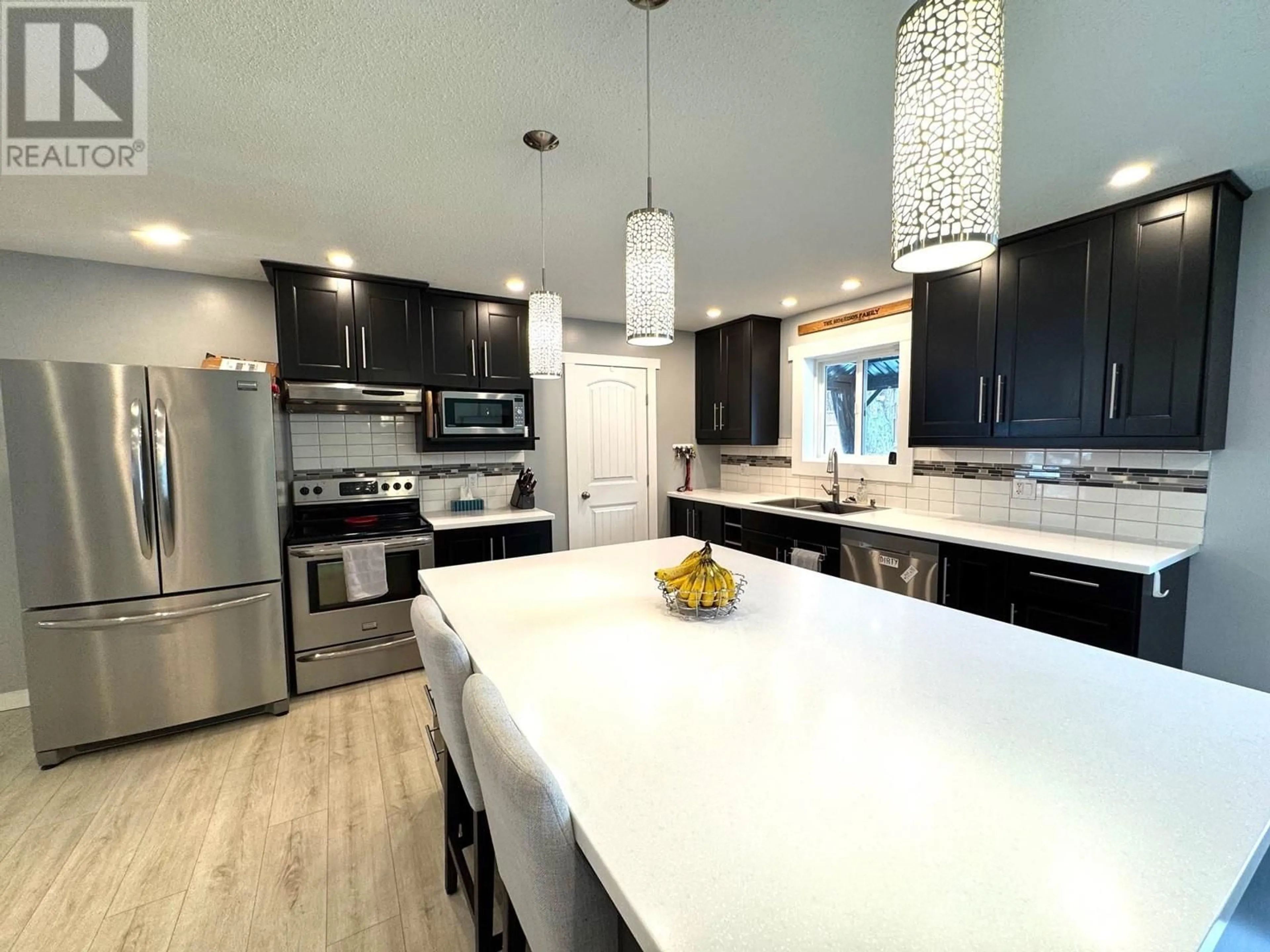 Contemporary kitchen, unknown for 2075 Parker Drive, Merritt British Columbia V1K1J2