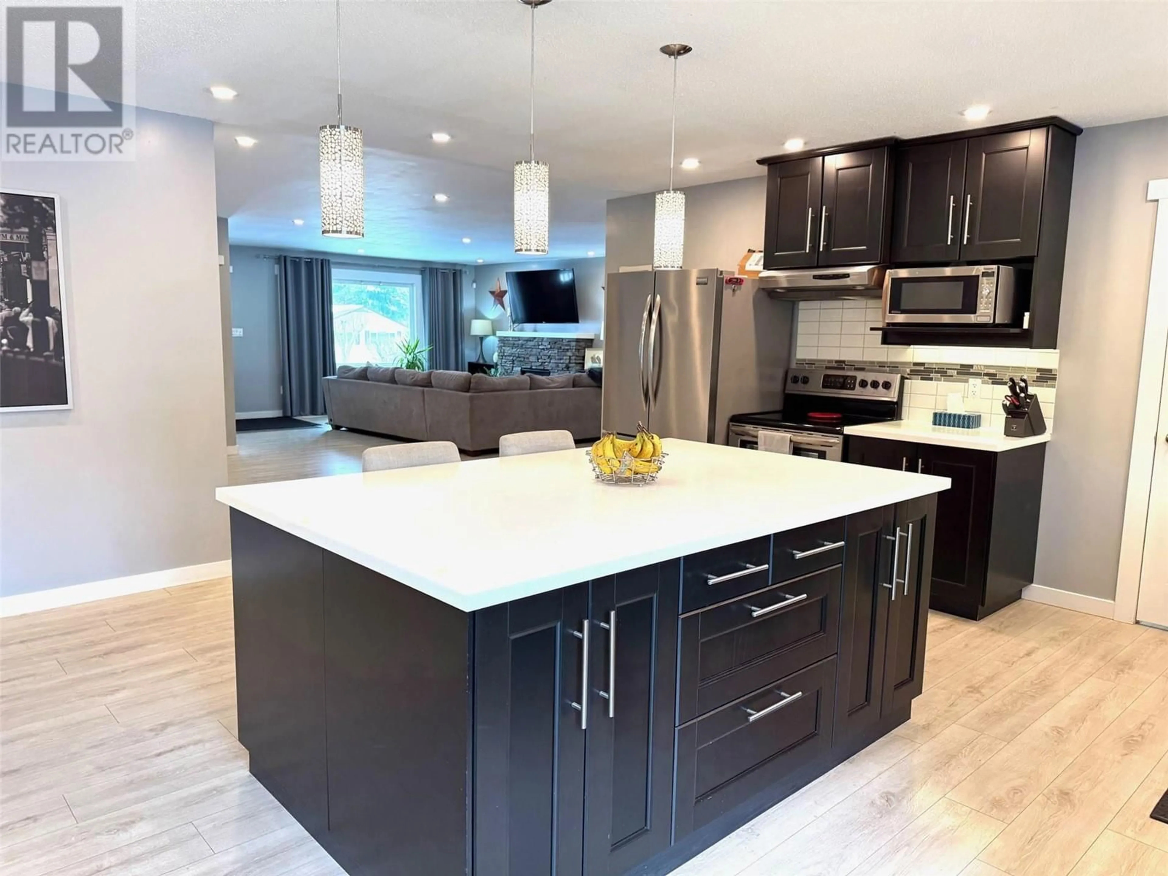 Contemporary kitchen, unknown for 2075 Parker Drive, Merritt British Columbia V1K1J2