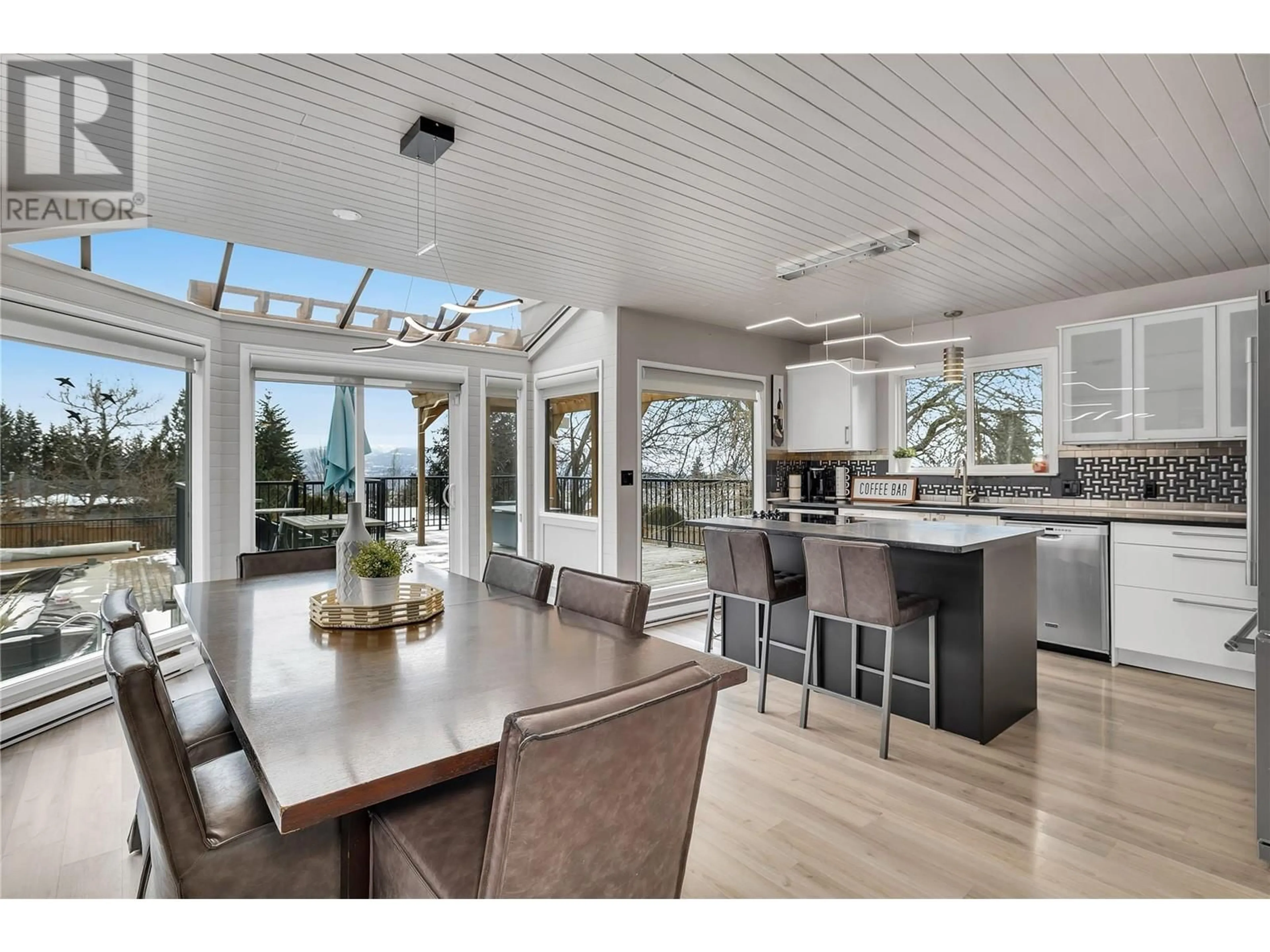 Open concept kitchen, unknown for 2535 Winnipeg Road, West Kelowna British Columbia V1Z2C6