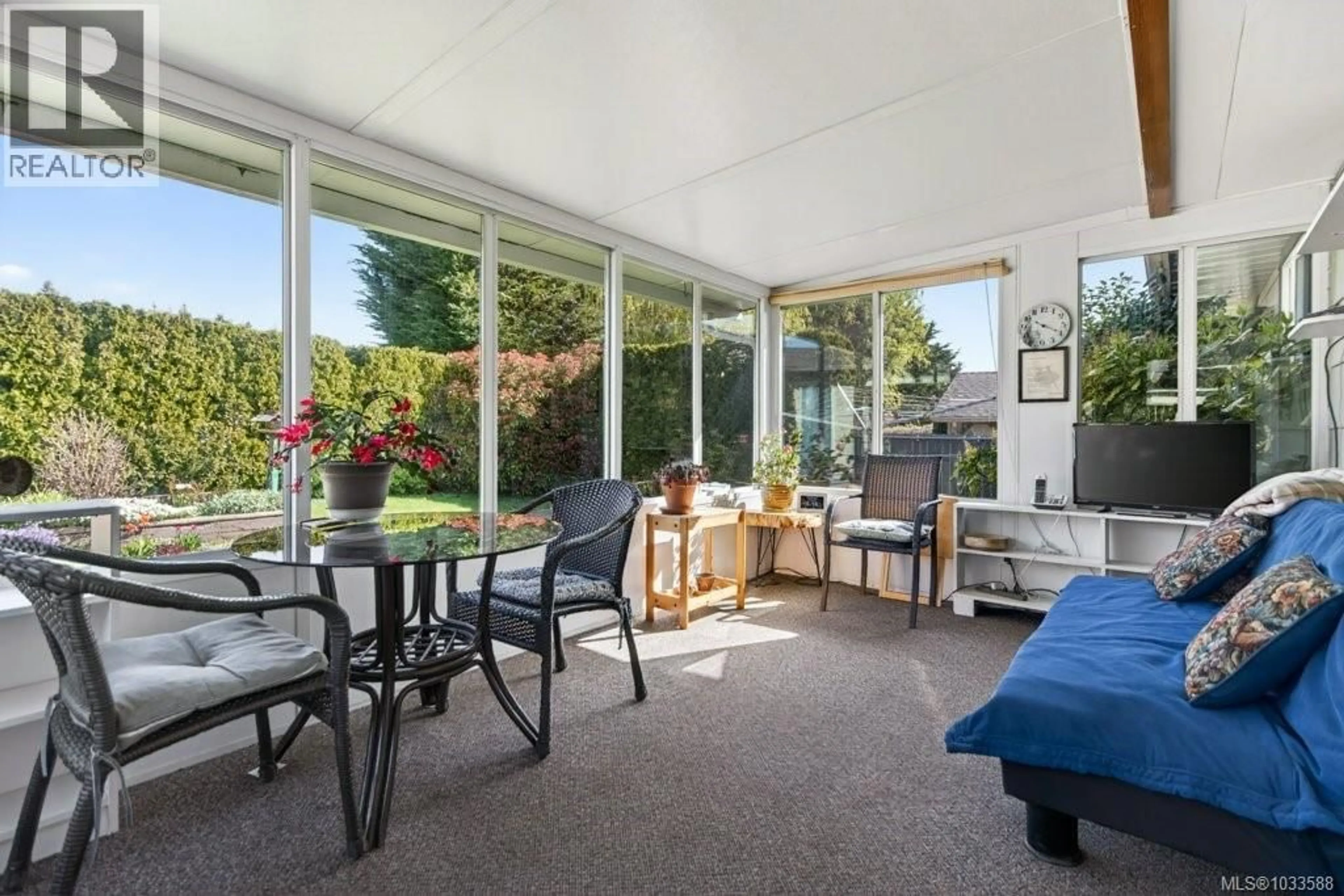 Patio, water/lake/river/ocean view for 1984 NOEL AVENUE, Comox British Columbia V9M2J7