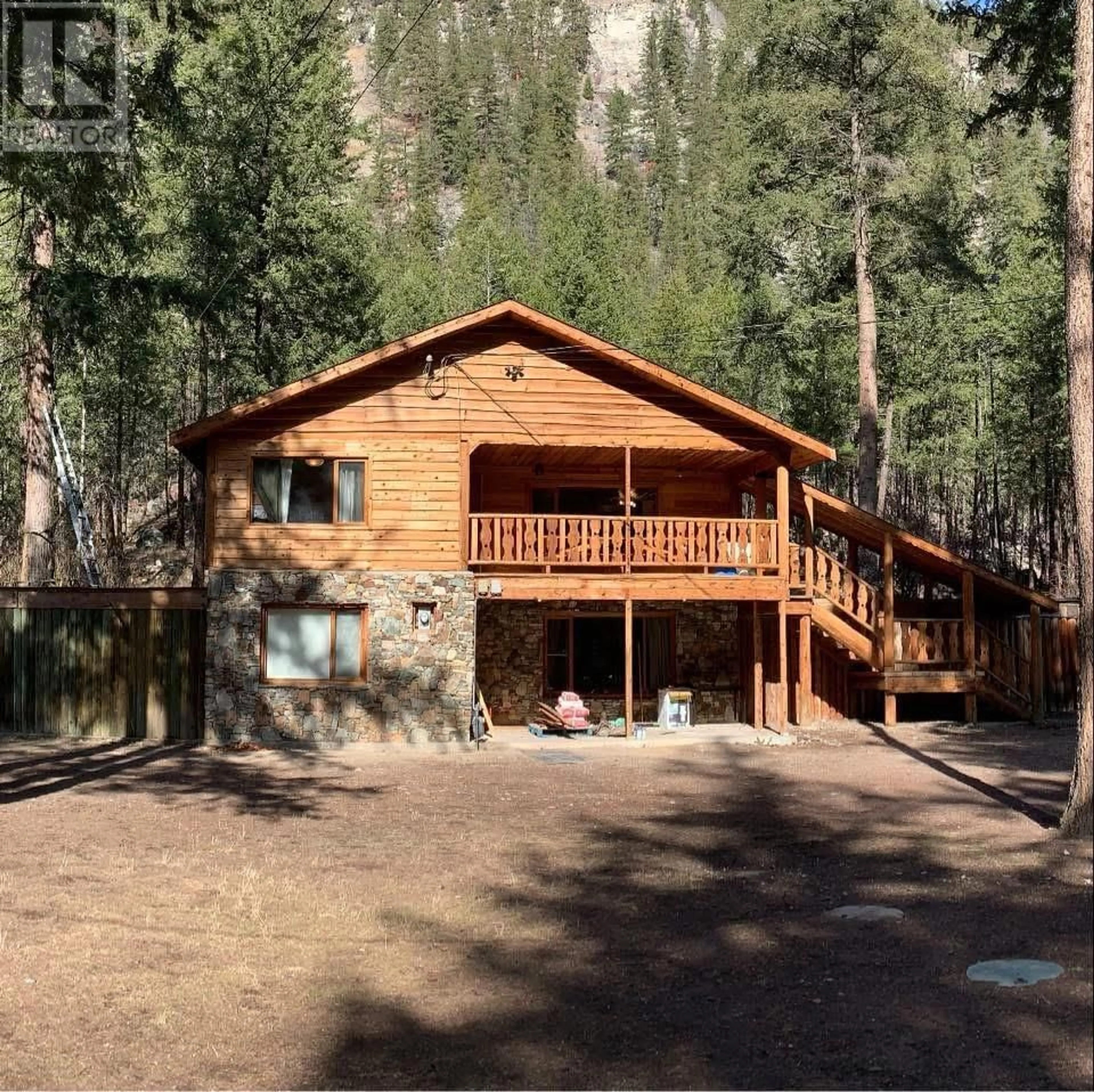 A pic from outside/outdoor area/front of a property/back of a property/a pic from drone, unknown for 1380 OLD HEDLEY ROAD, Princeton British Columbia V0X1W0