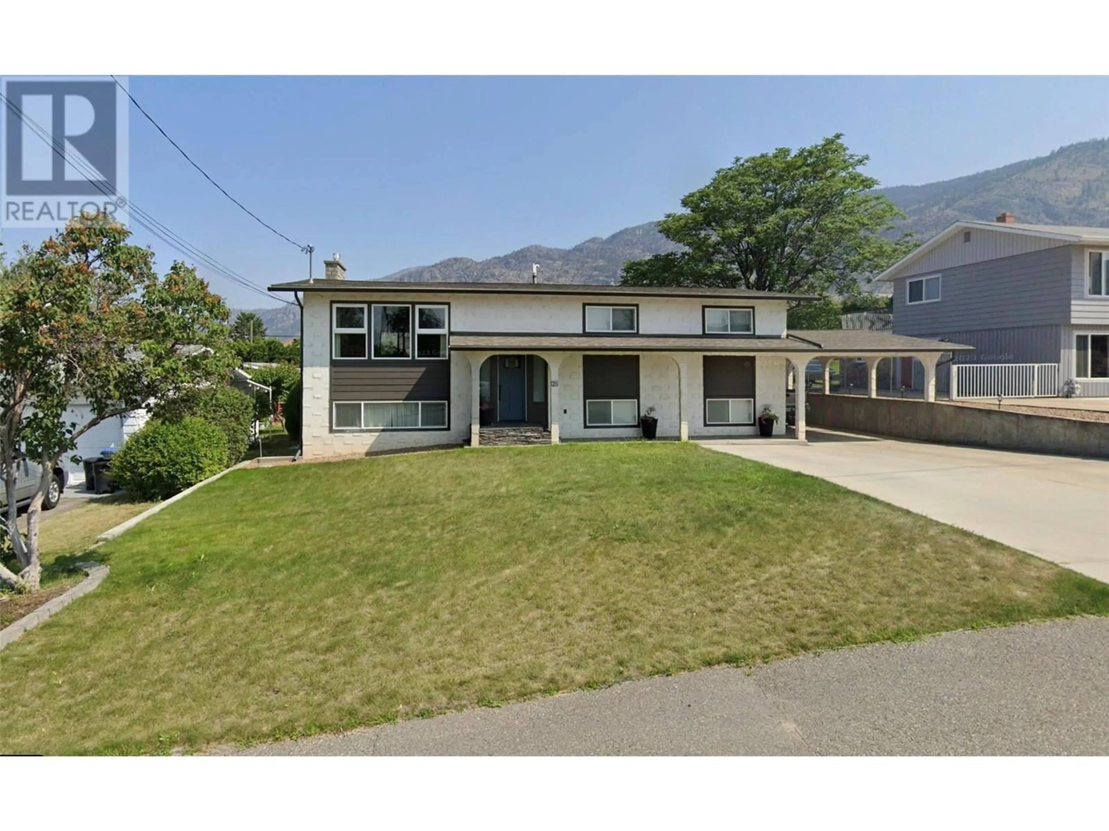 A pic from outside/outdoor area/front of a property/back of a property/a pic from drone, mountain view for 38 WILLOW CRESCENT, Osoyoos British Columbia V0H1V3