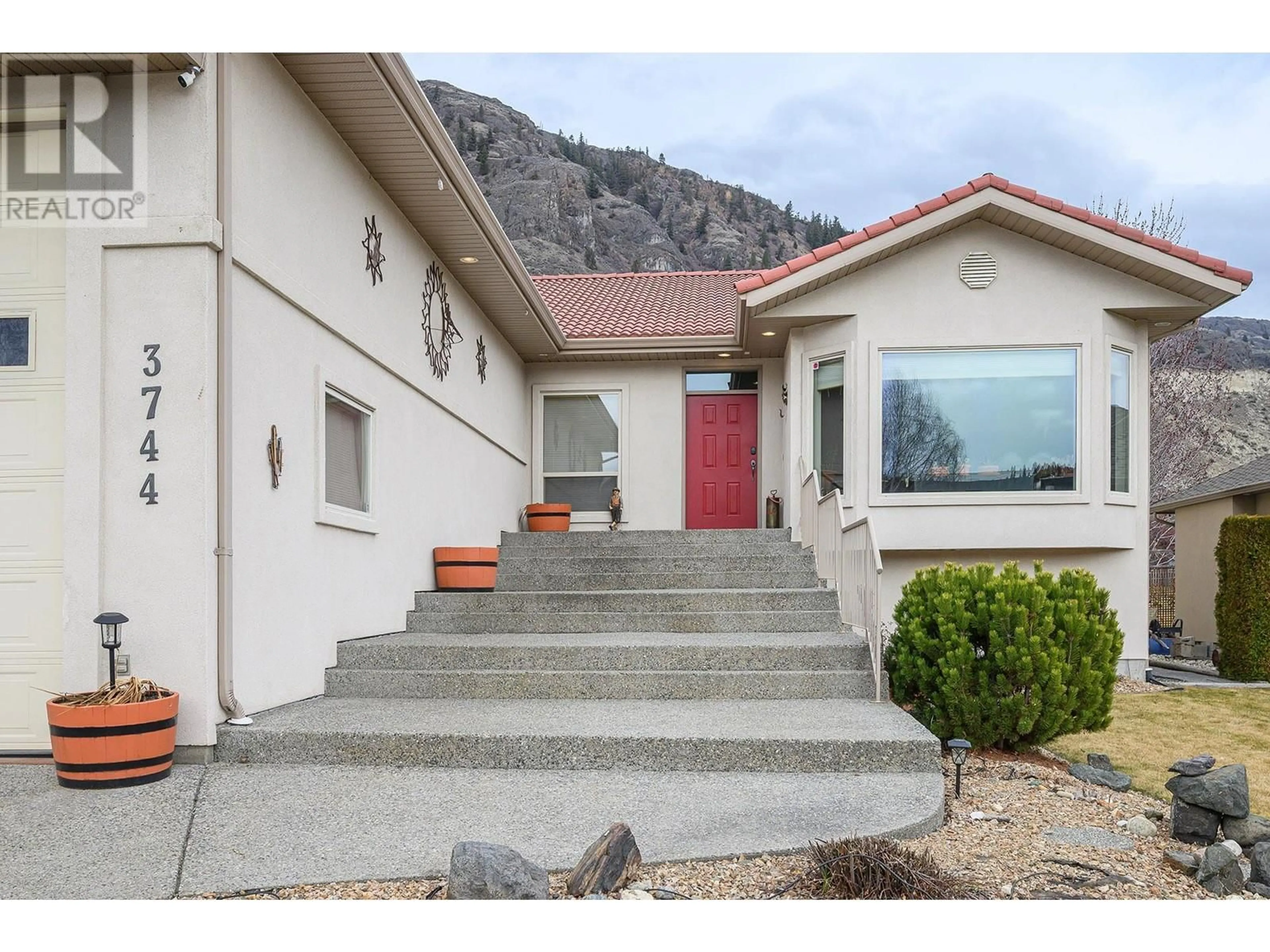 Home with vinyl exterior material, mountain view for 3744 NAVATANEE DRIVE, Kamloops British Columbia V2H1S1