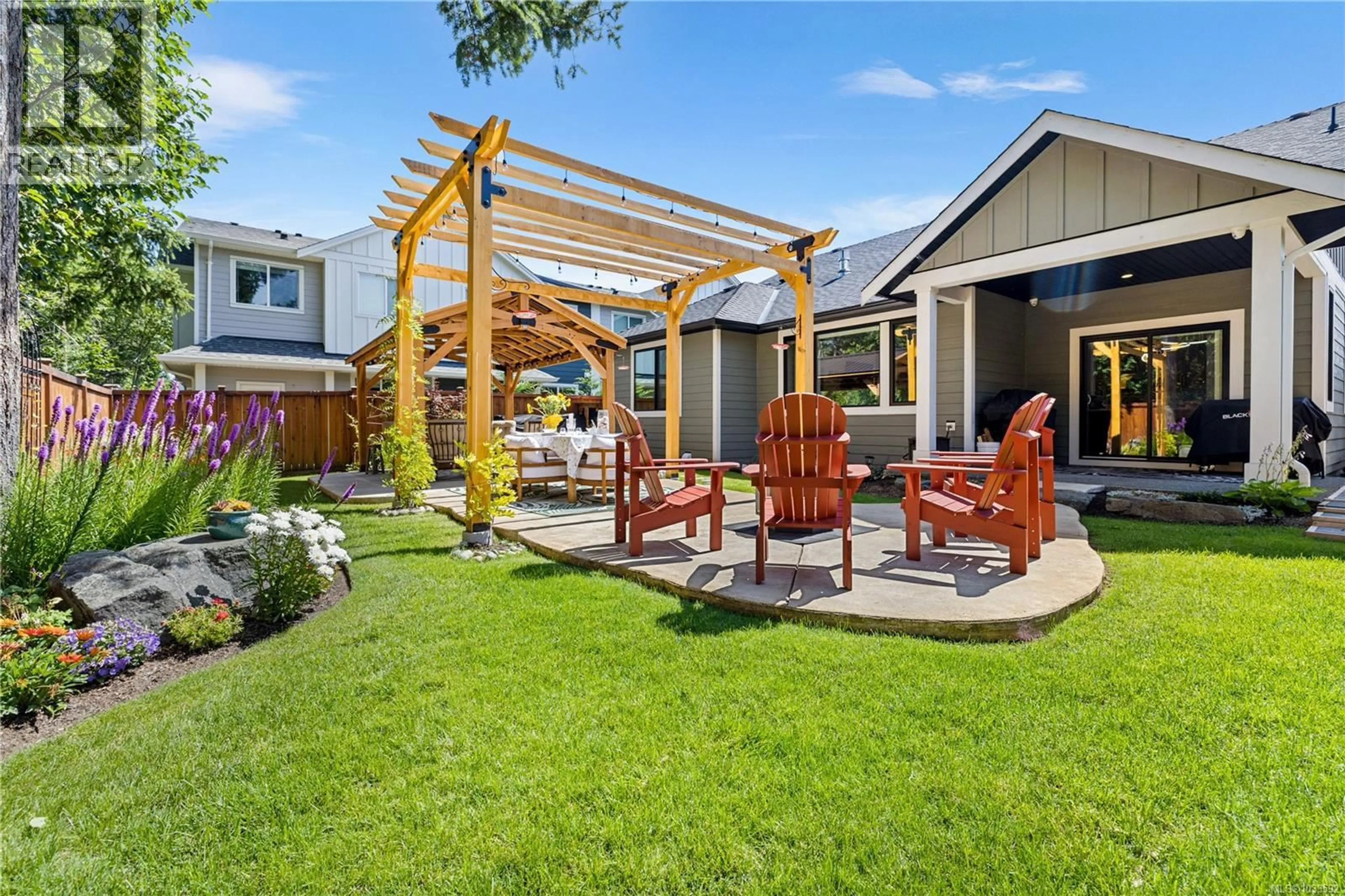Patio, street for 710 SALAL STREET, Campbell River British Columbia V9H0E6