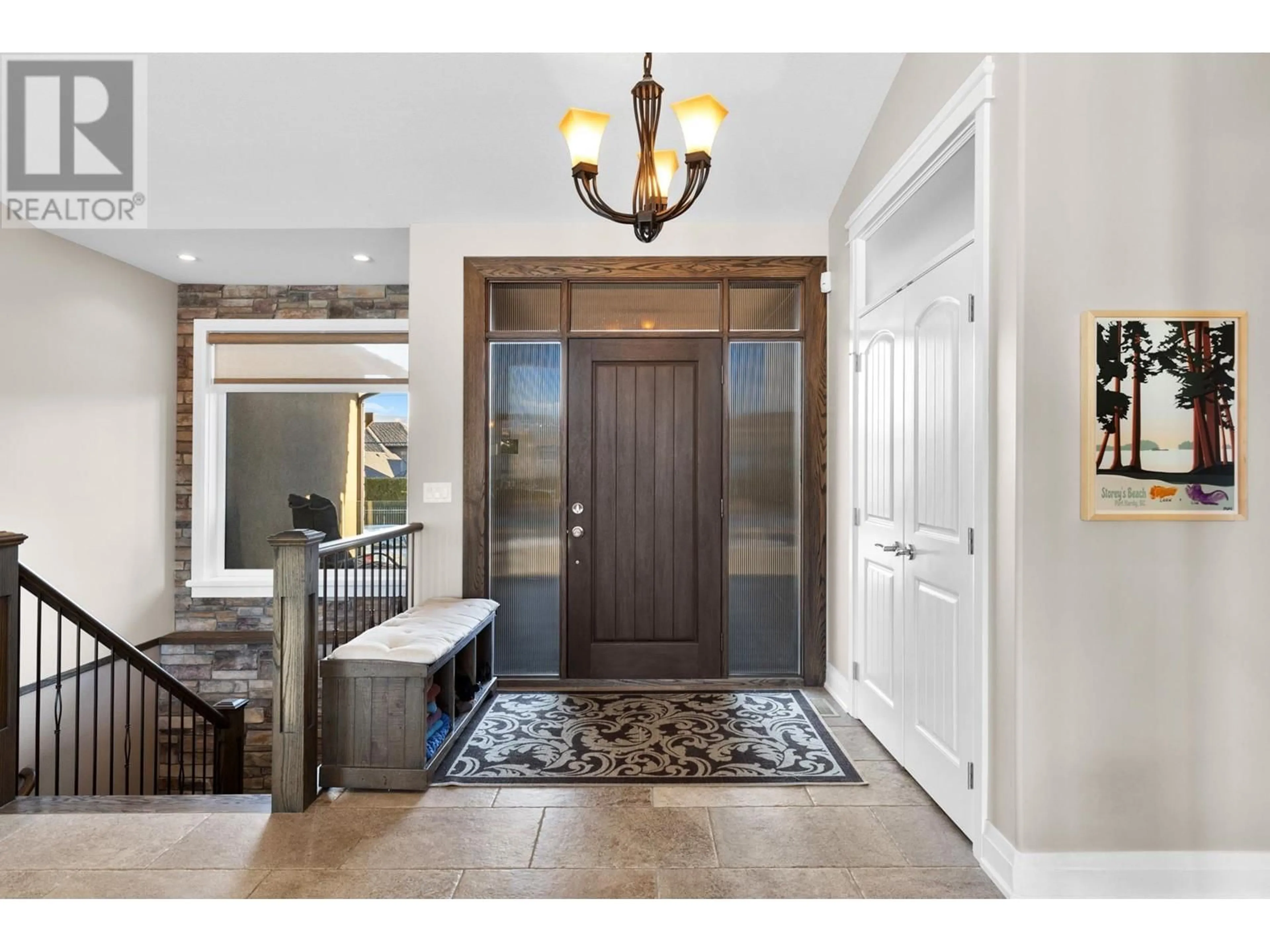 Indoor entryway for 1678 Pritchard Drive, West Kelowna British Columbia V4T1X5