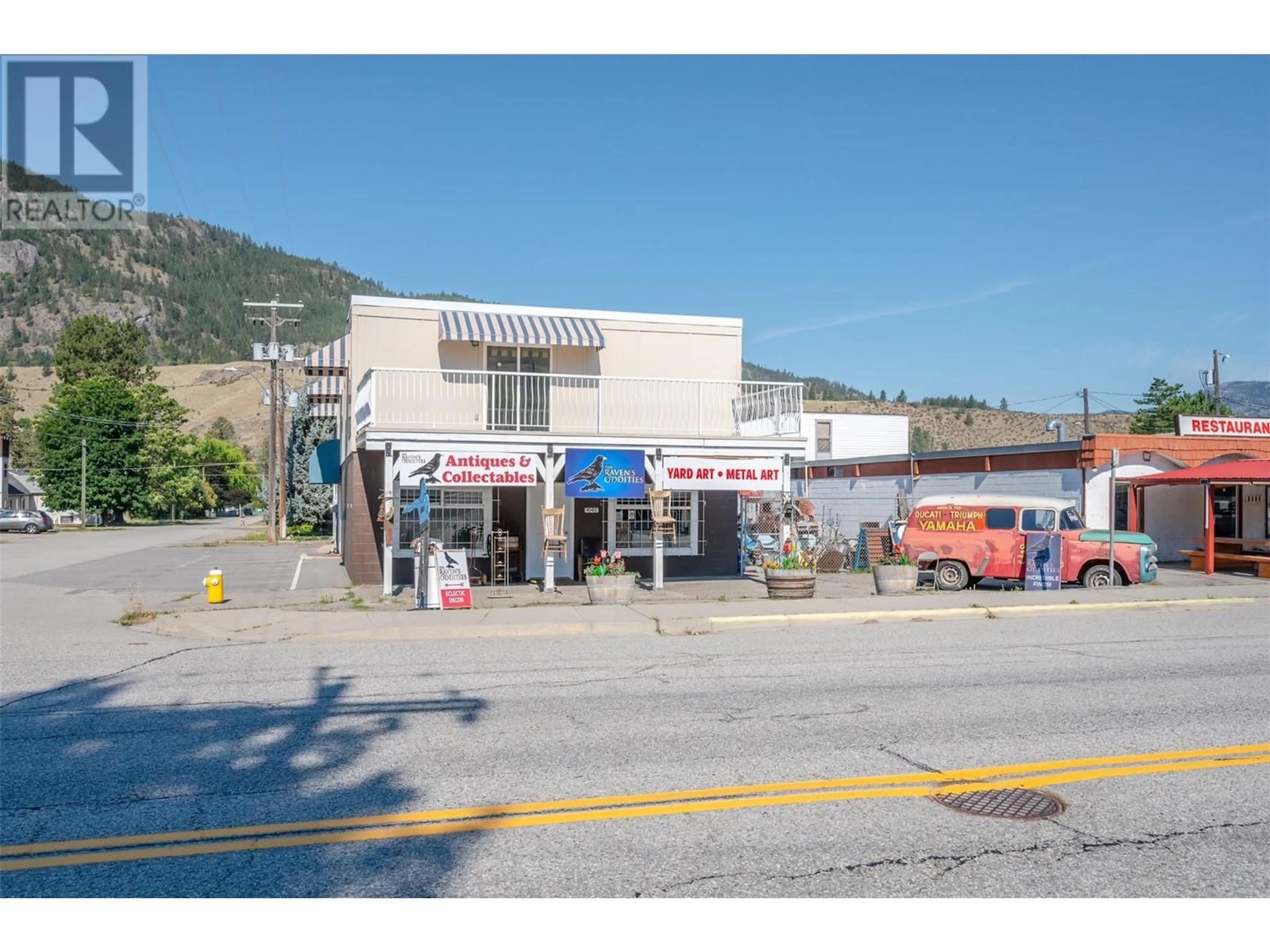 Parking for 1032/1040 Main Street, Okanagan Falls British Columbia V0H1R4