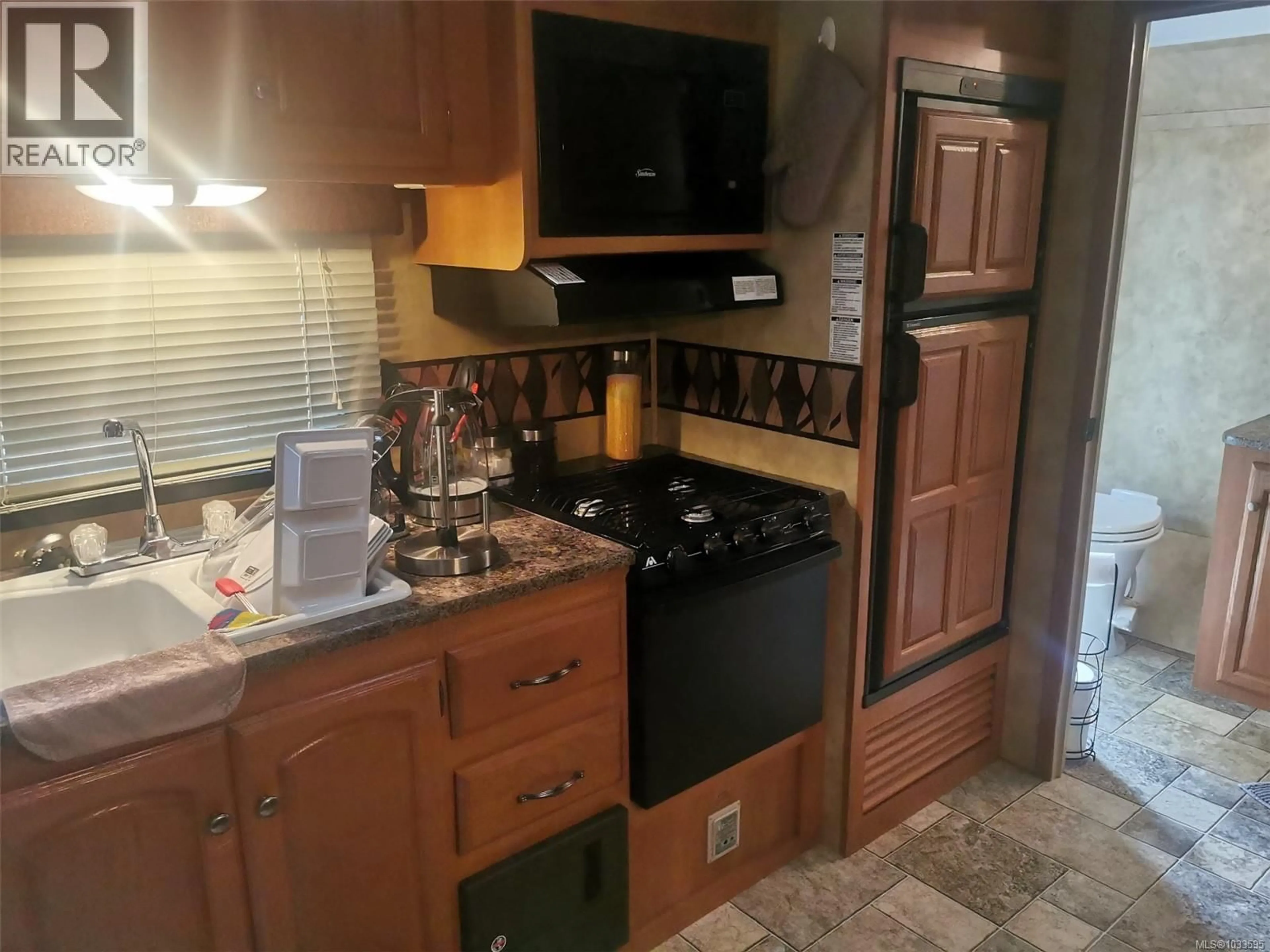 Standard kitchen, unknown for B48 - 2650 TURNBULL ROAD, Qualicum Beach British Columbia V0R1G0