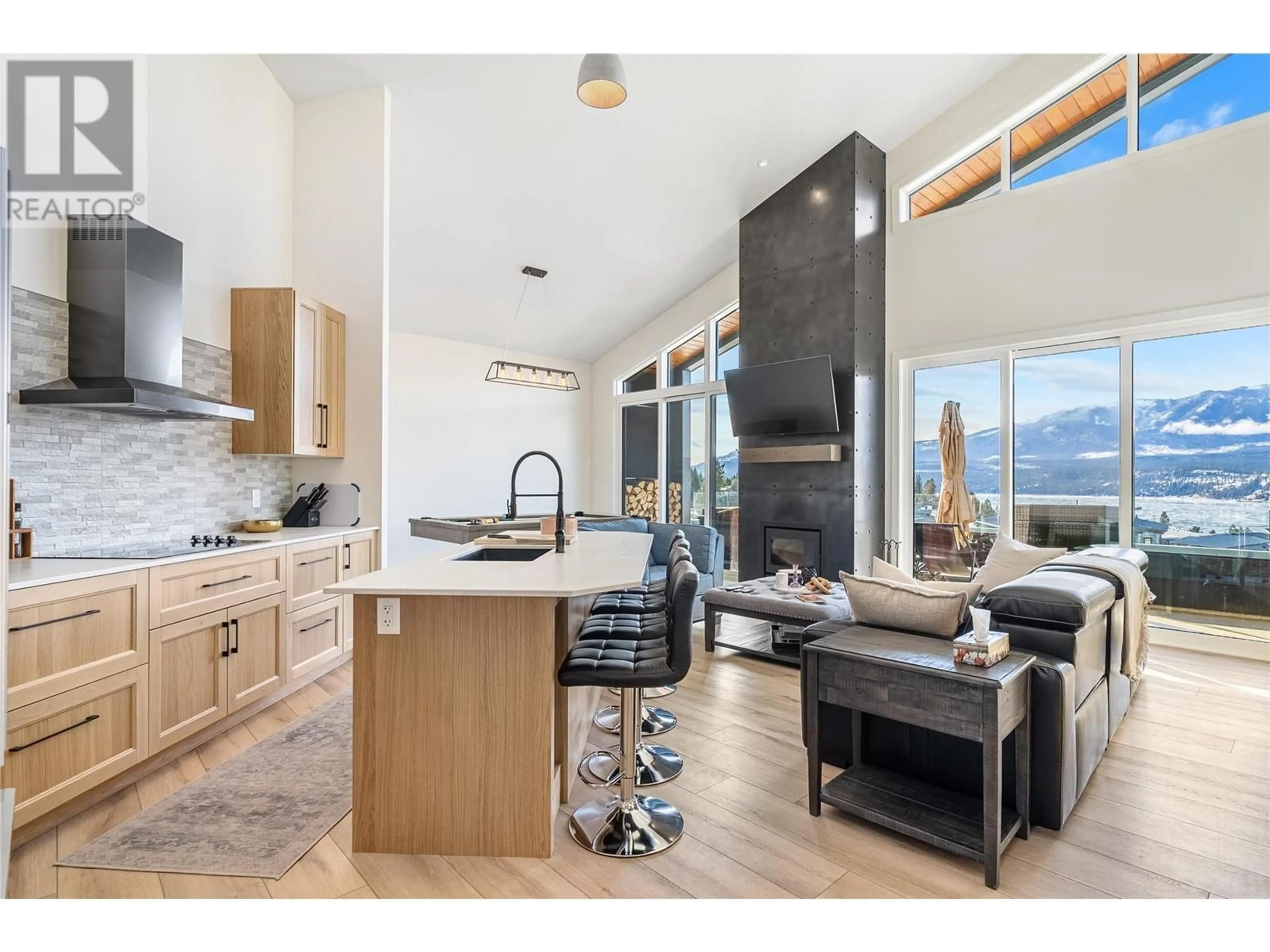 Open concept kitchen, unknown for 856 ANTLER RIDGE ROAD, Invermere British Columbia V0A1K3