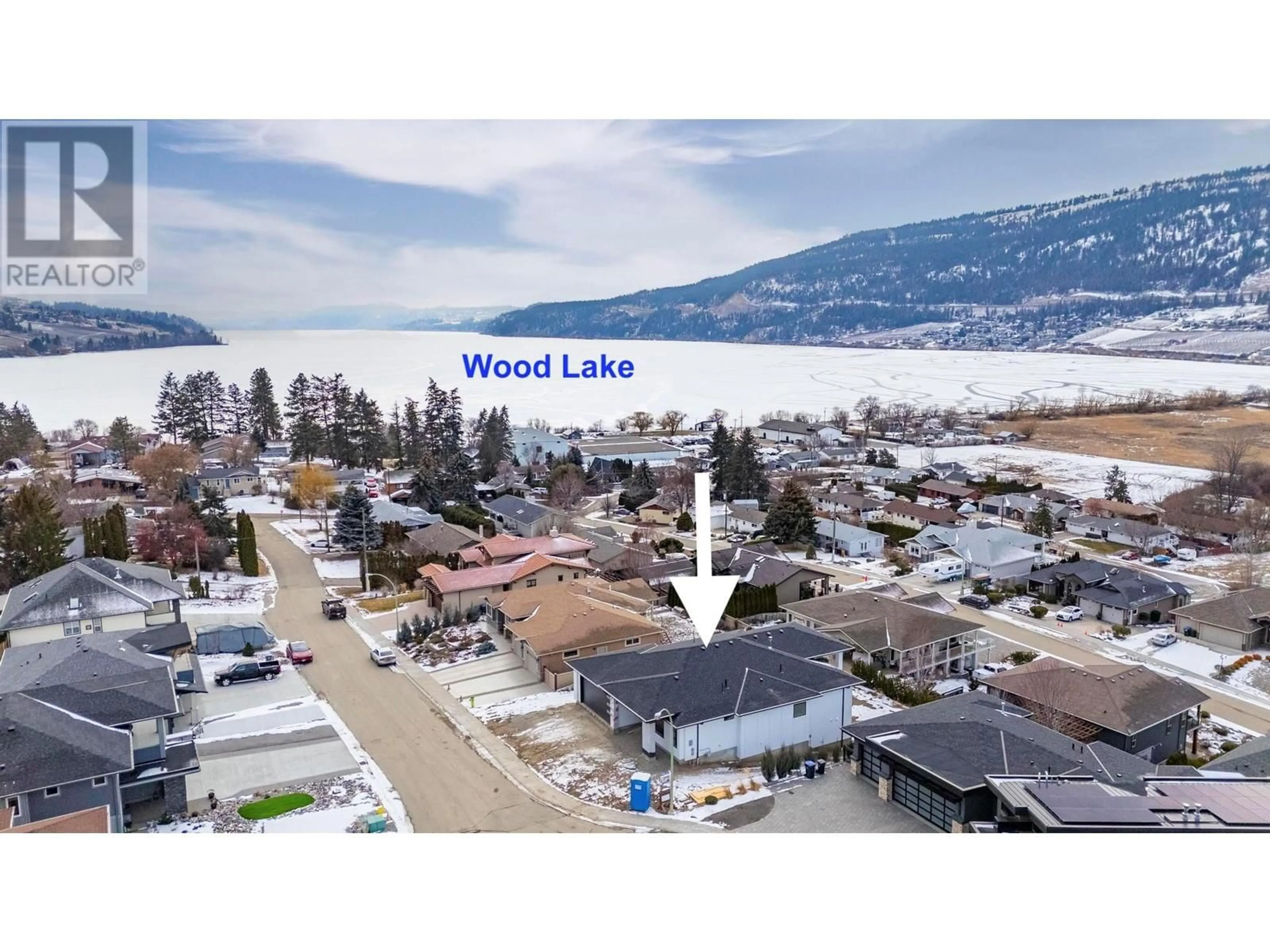 A pic from outside/outdoor area/front of a property/back of a property/a pic from drone, water/lake/river/ocean view for 15812 MCDONAGH ROAD, Lake Country British Columbia V4V2E7
