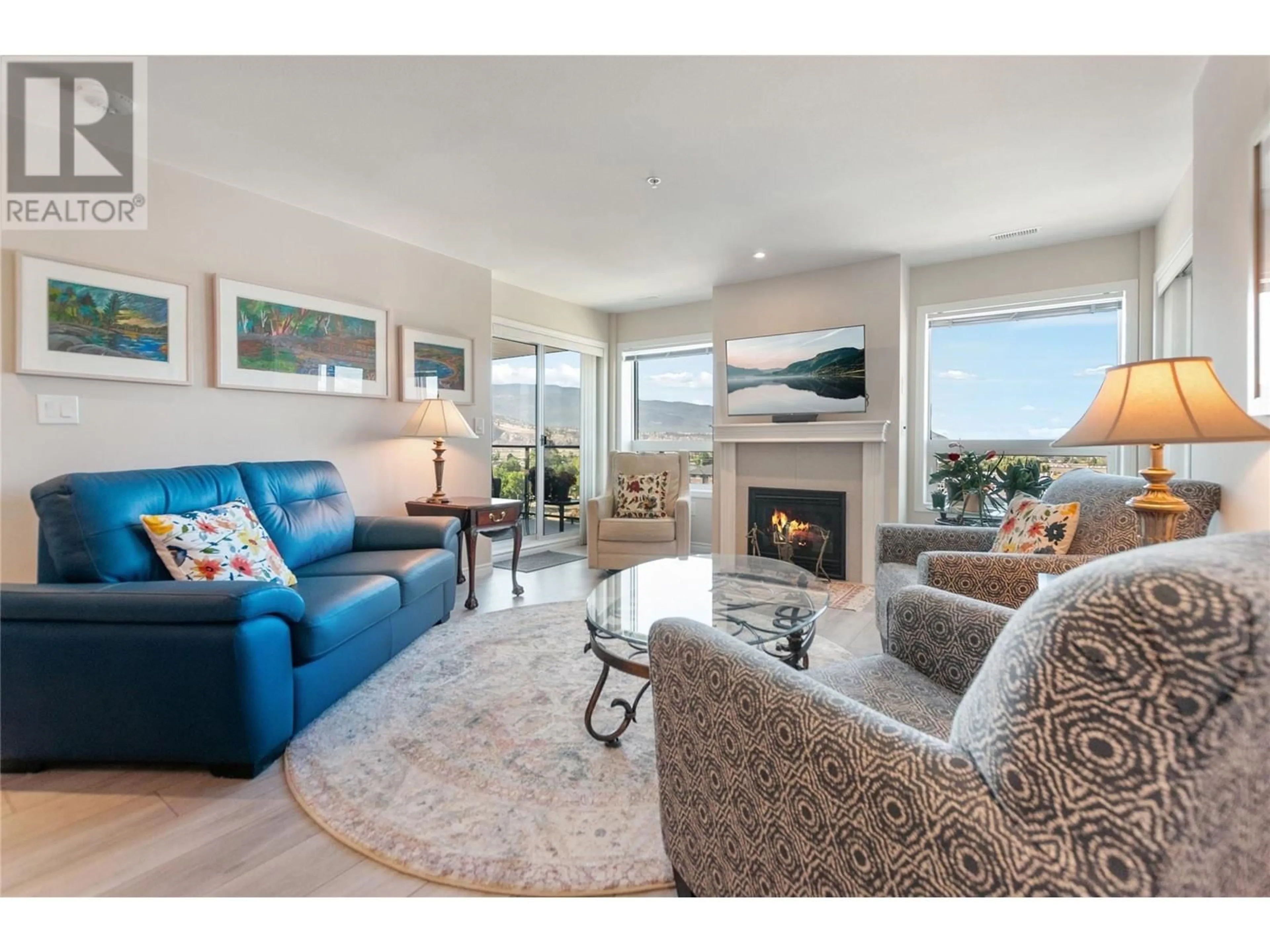 Living room with furniture, unknown for 802 - 3346 SKAHA LAKE ROAD, Penticton British Columbia V2A0H6