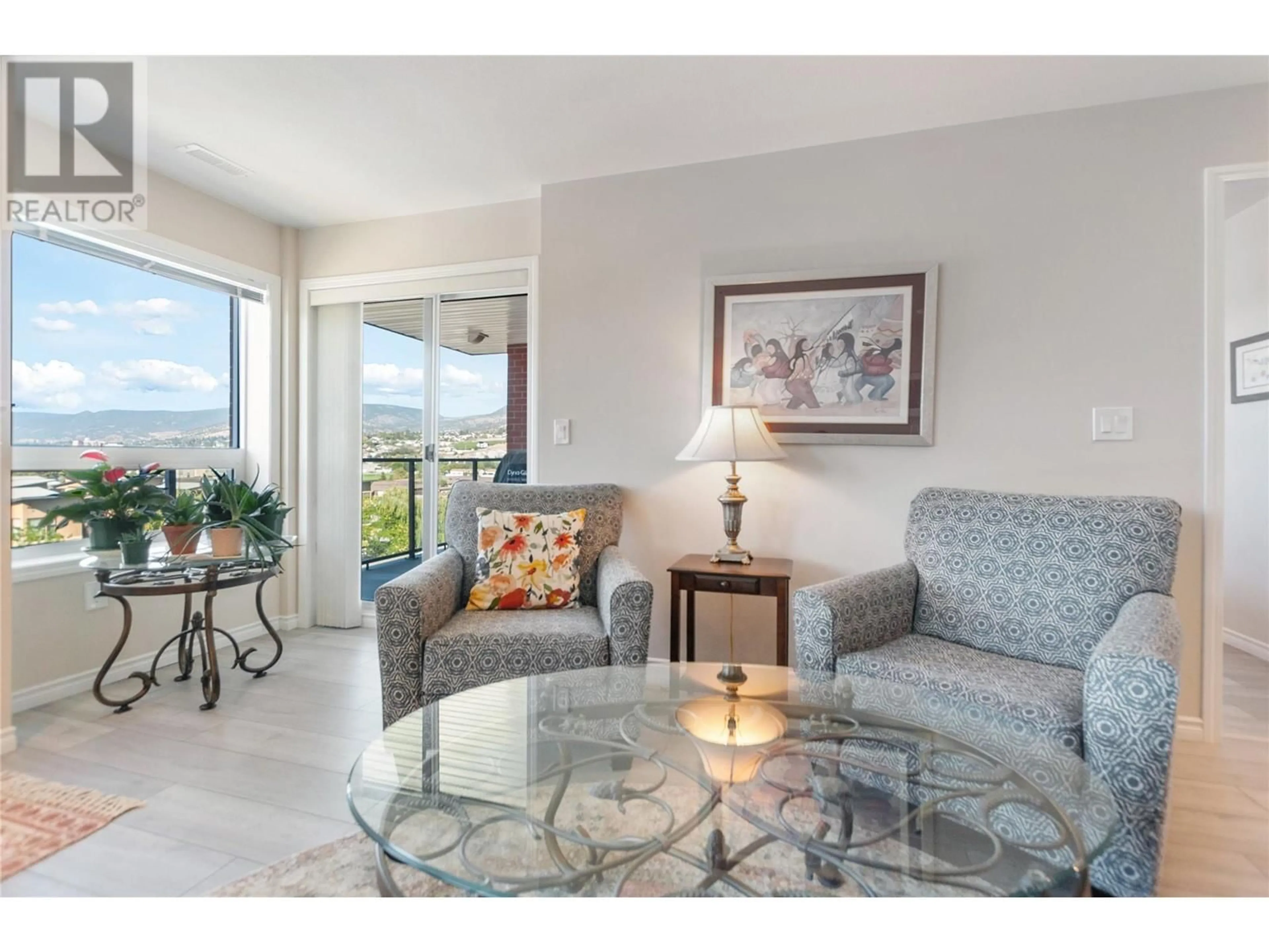Living room with furniture, unknown for 802 - 3346 SKAHA LAKE ROAD, Penticton British Columbia V2A0H6
