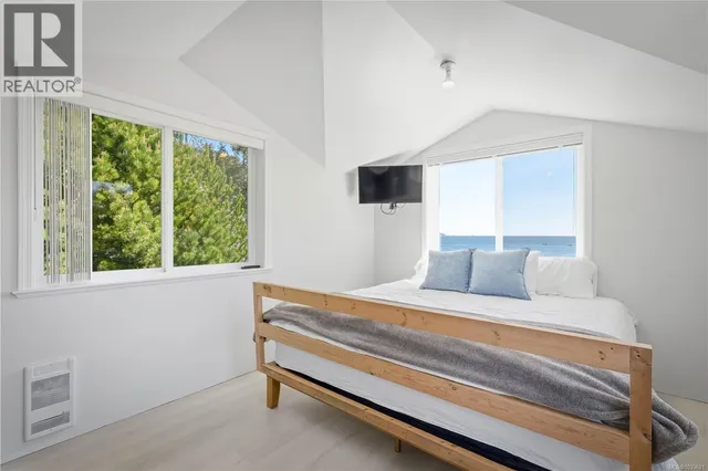 1006 SEVENTH AVENUE, Ucluelet 5
