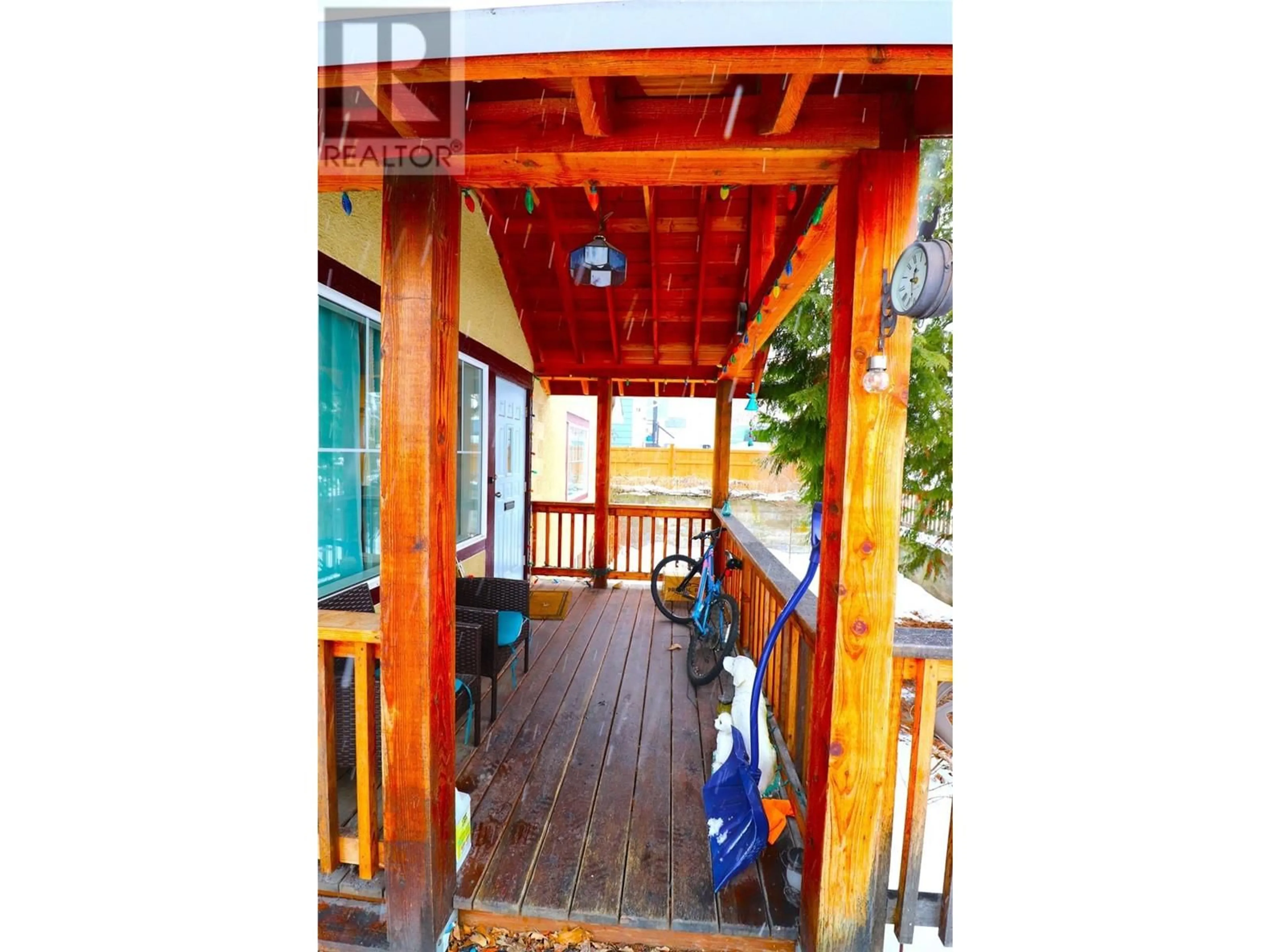 Patio, unknown for 312 8TH AVENUE, Castlegar British Columbia V1N1N2