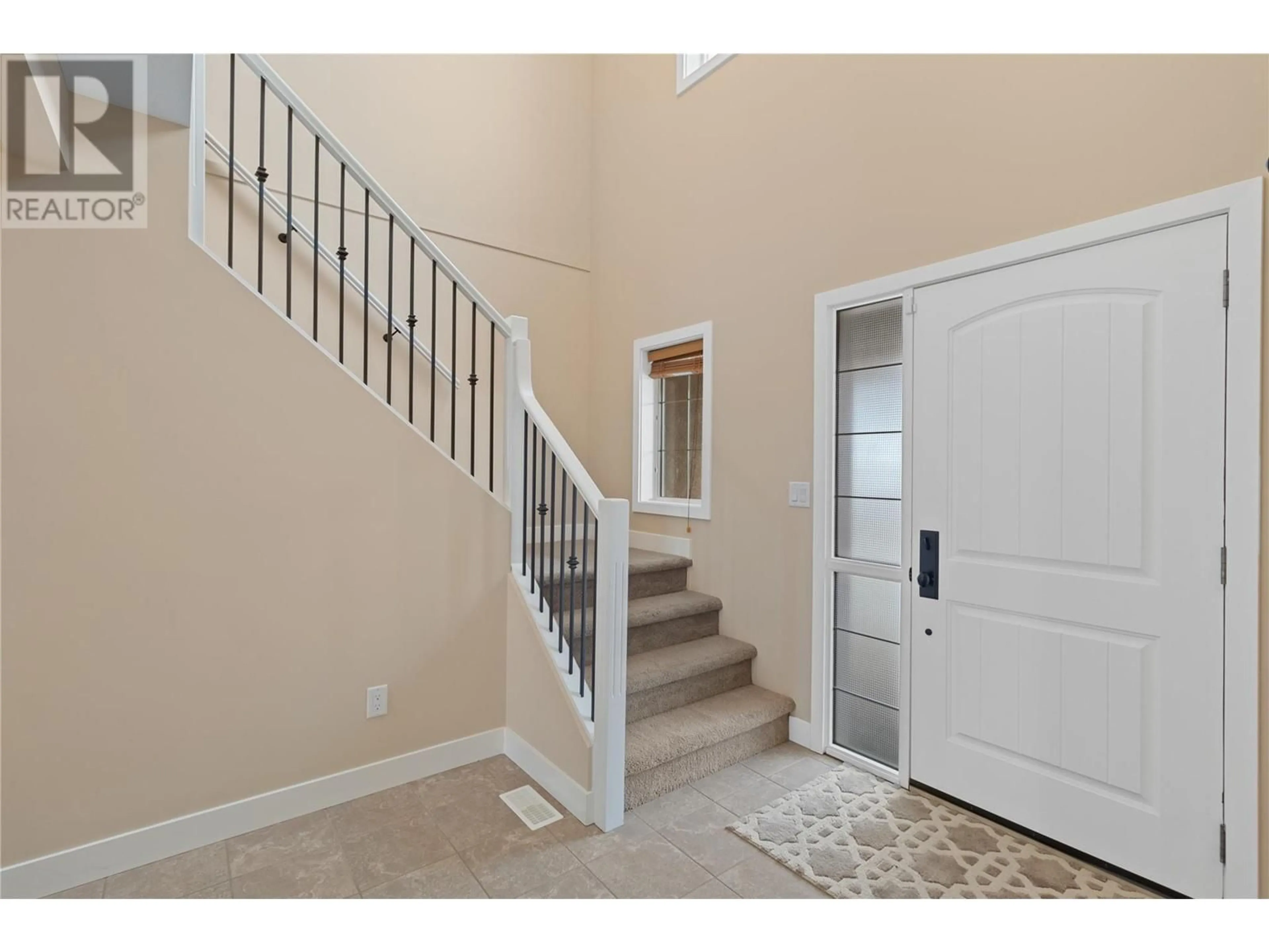 Indoor entryway for 1036 Quails Roost Court, Kamloops British Columbia V2B0C5