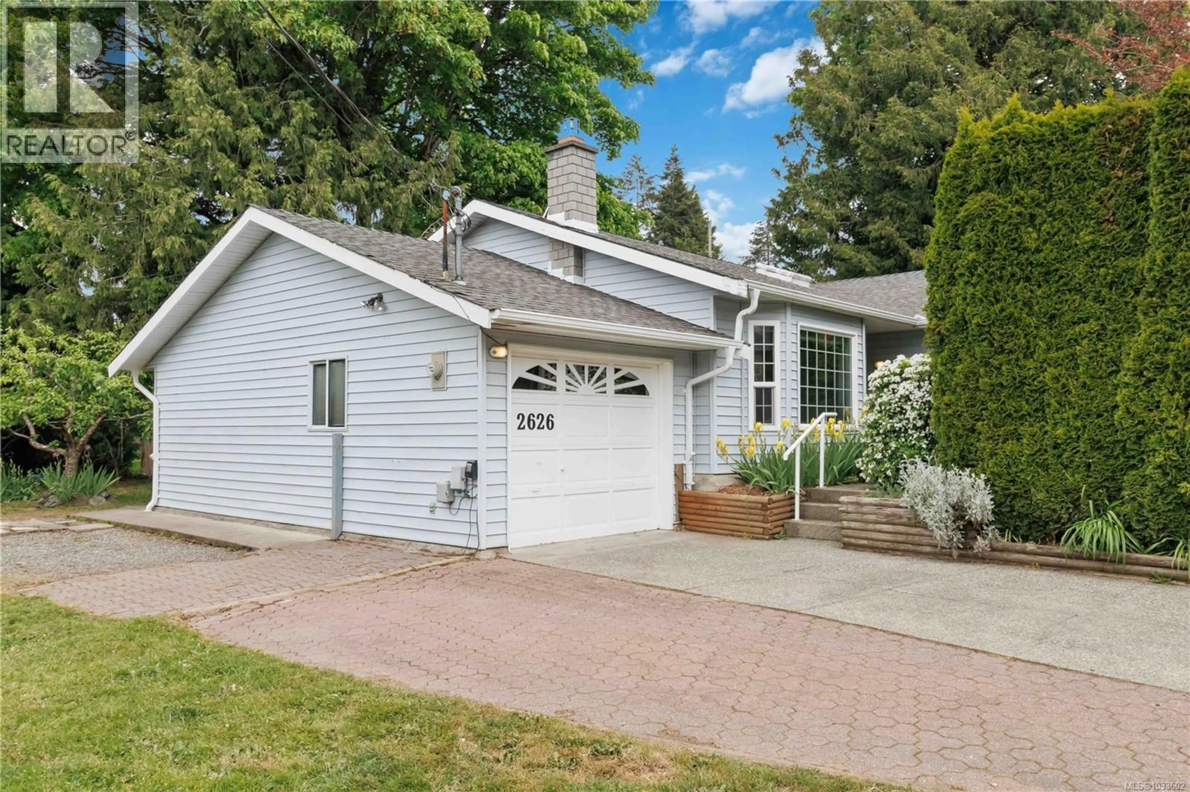 Home with vinyl exterior material, street for 2626 ERNHILL DRIVE, Langford British Columbia V9C3N7
